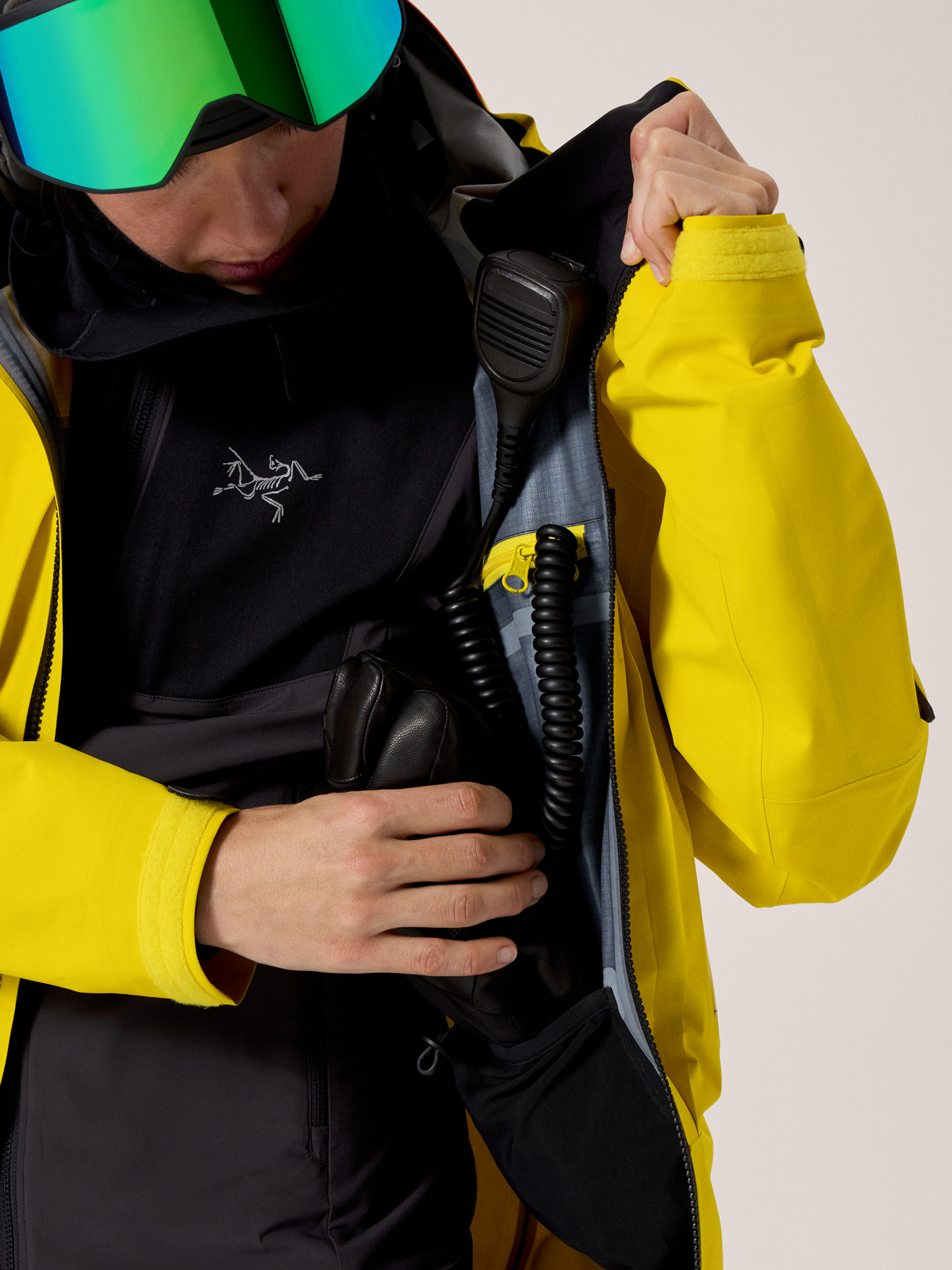 Ski Guide Jacket Women's Viper Yellow Detail 2