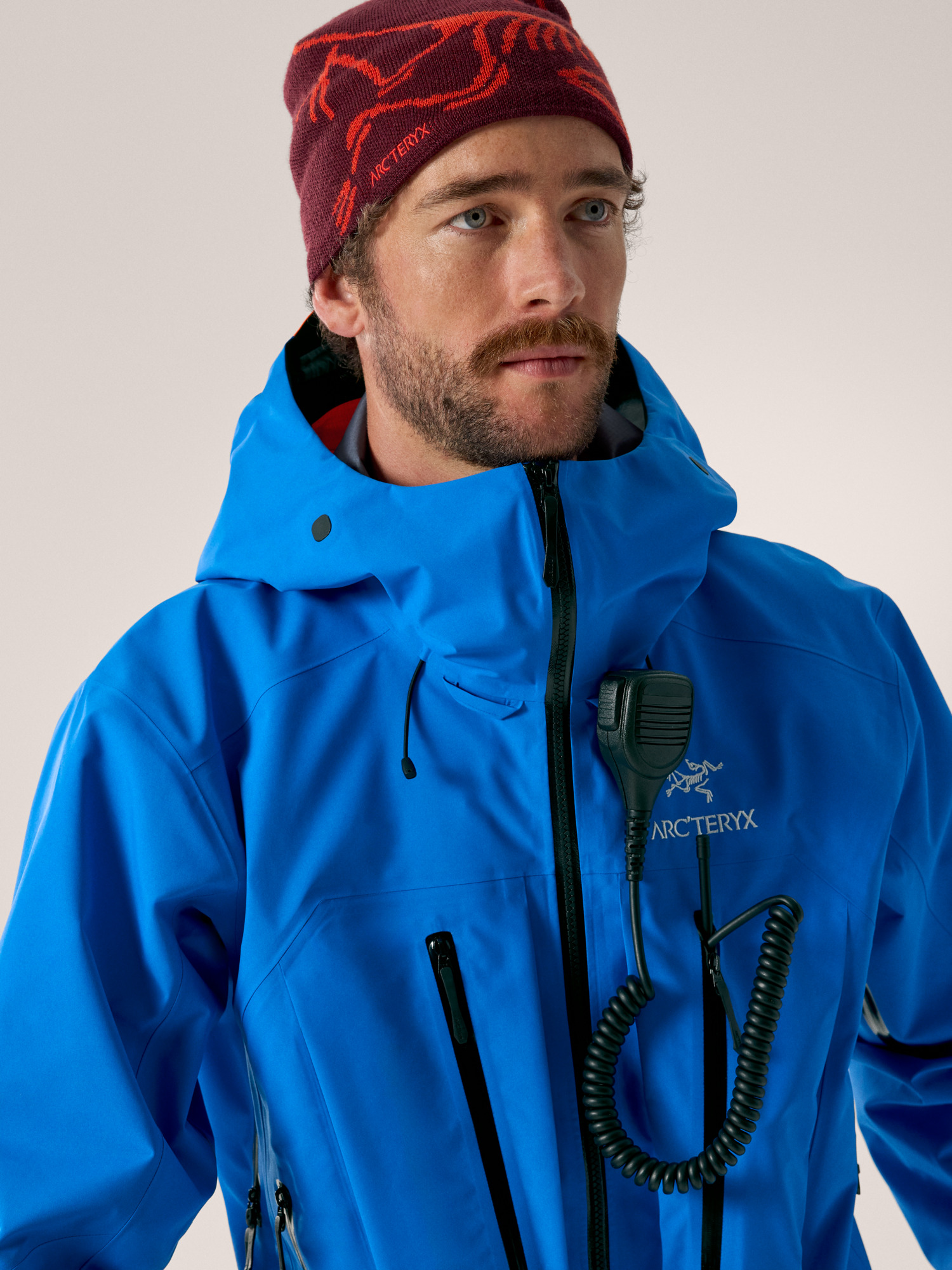 Ski Guide Jacket Fluidity Detail 1