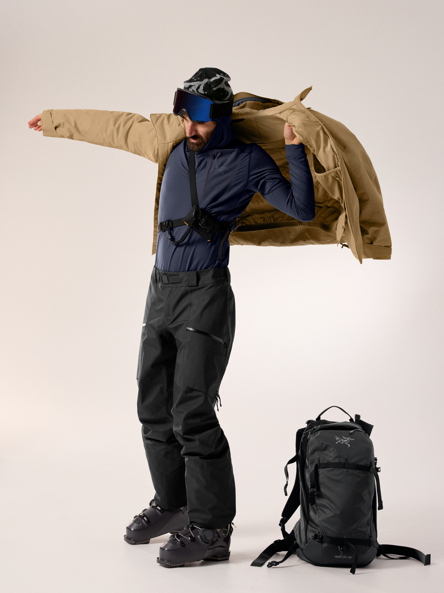 Rho LT Hoody Black Sapphire II Full Body