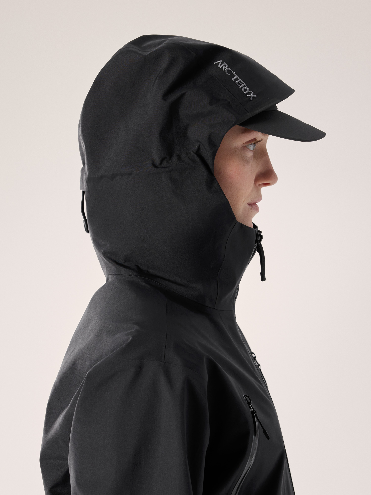 Liatris Jacket Women's Black Hood Up