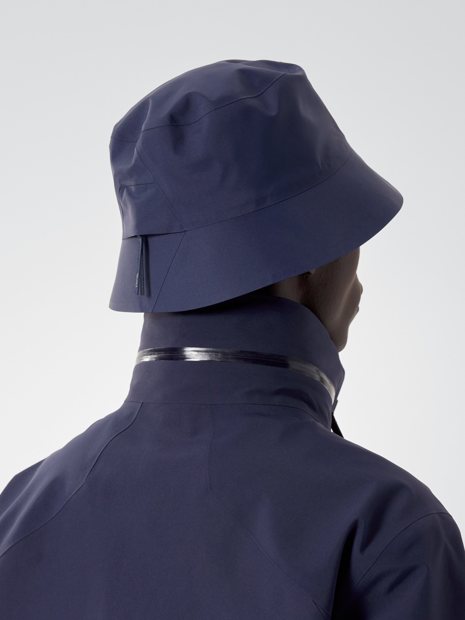 Women's Veilance Packs, Hats & Other Accessories | Arc'teryx