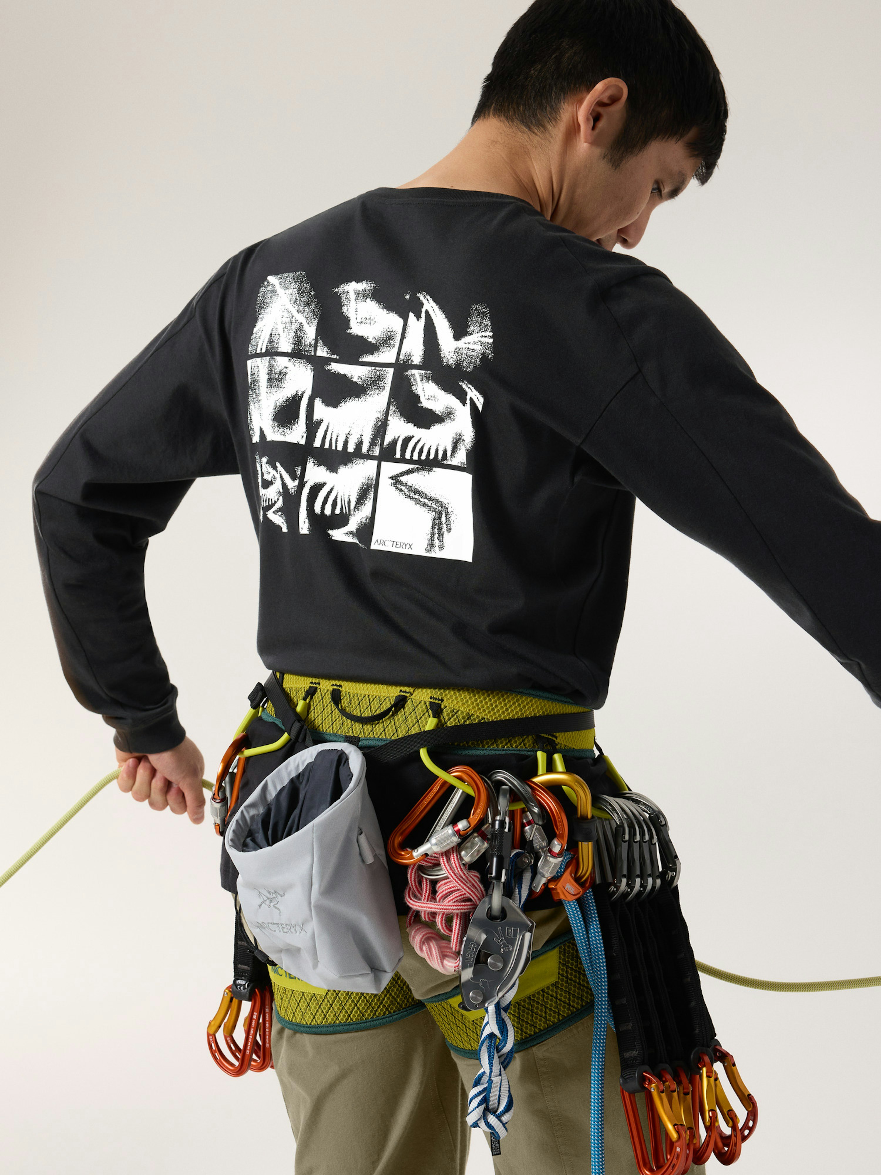 Kragg SL Cotton Bird Tile Shirt LS Black / Arctic Silk Hover