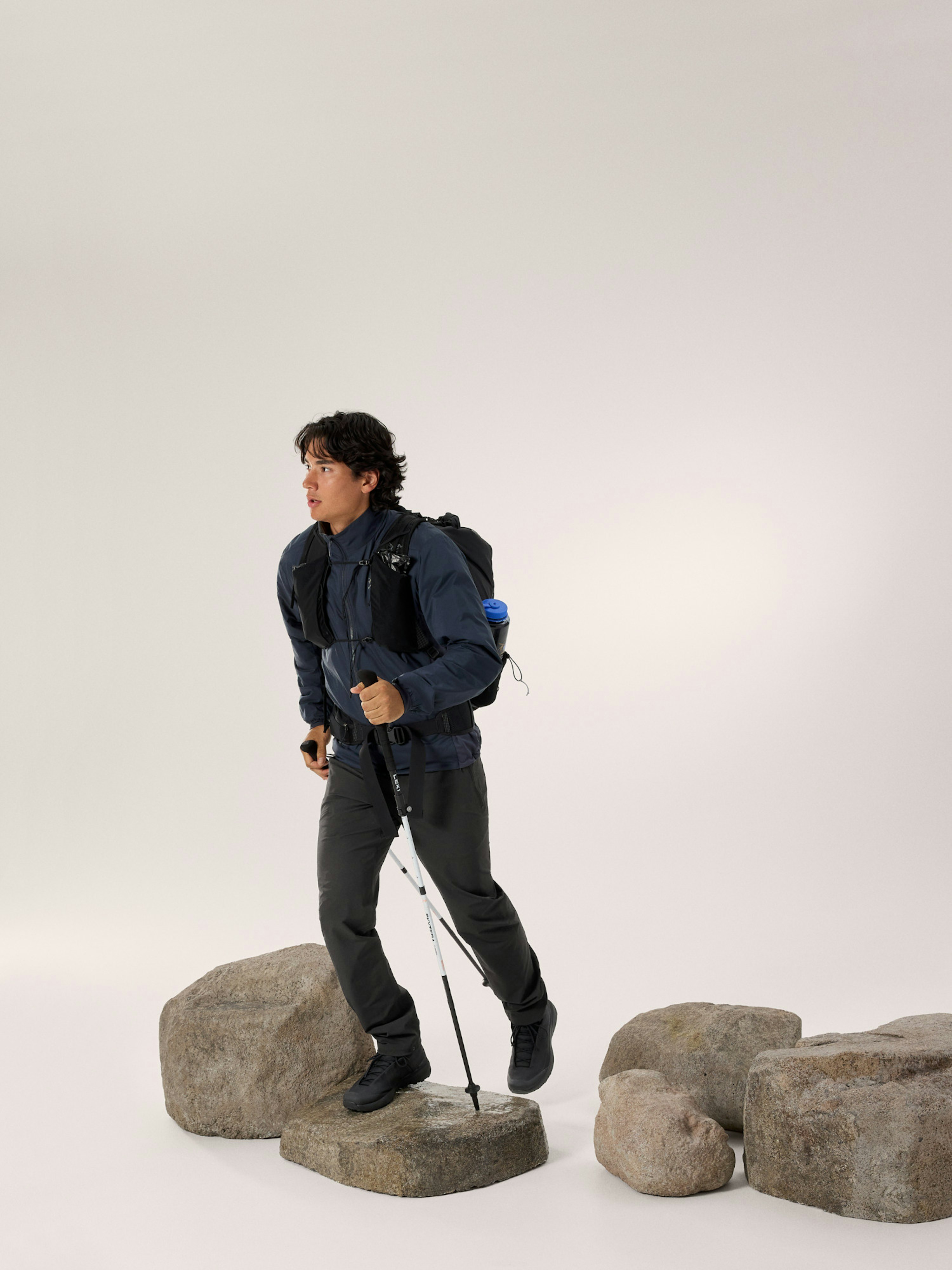 Atom Jacket Black Sapphire Full Body