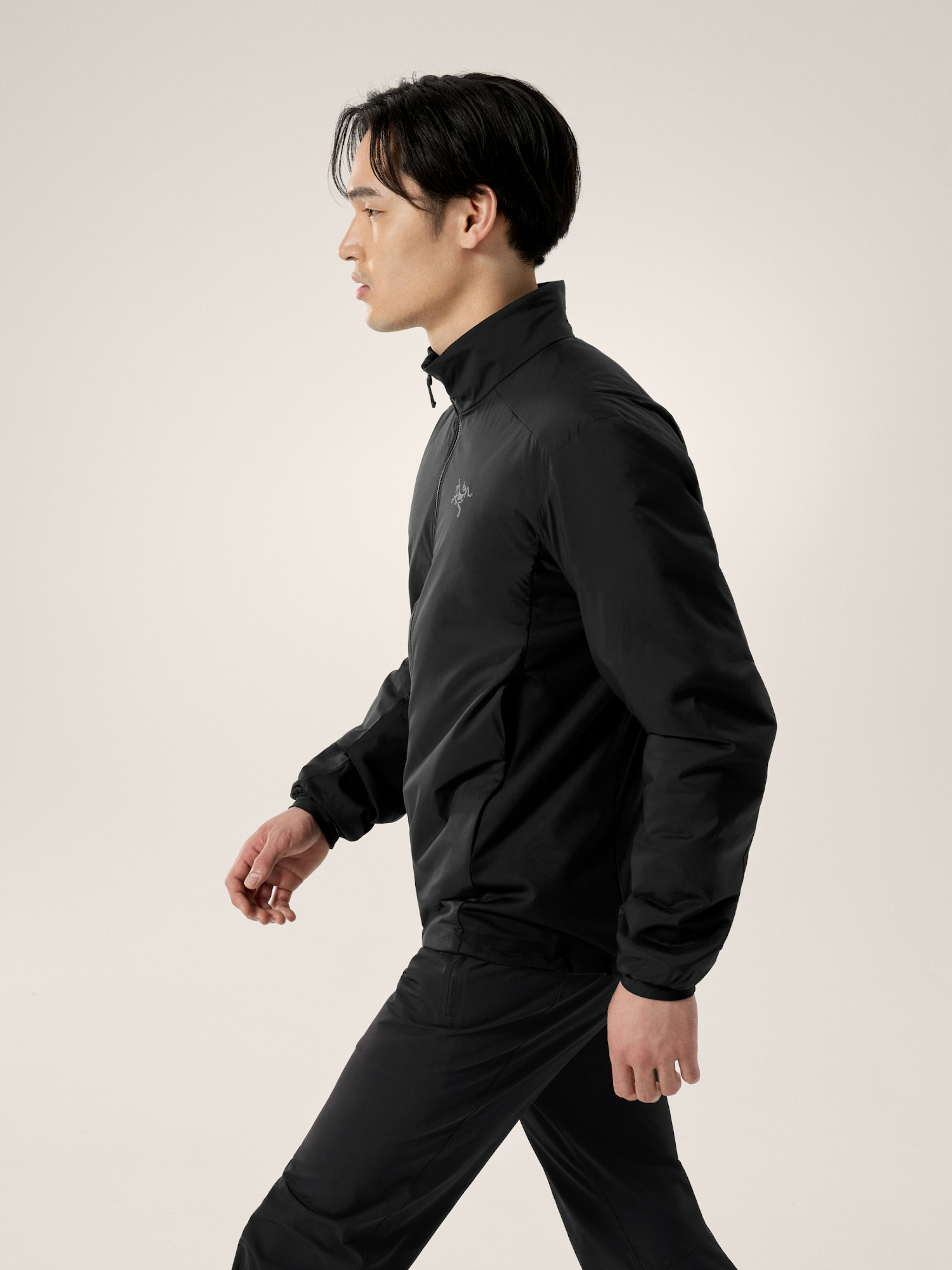 Atom Jacket Black Side View