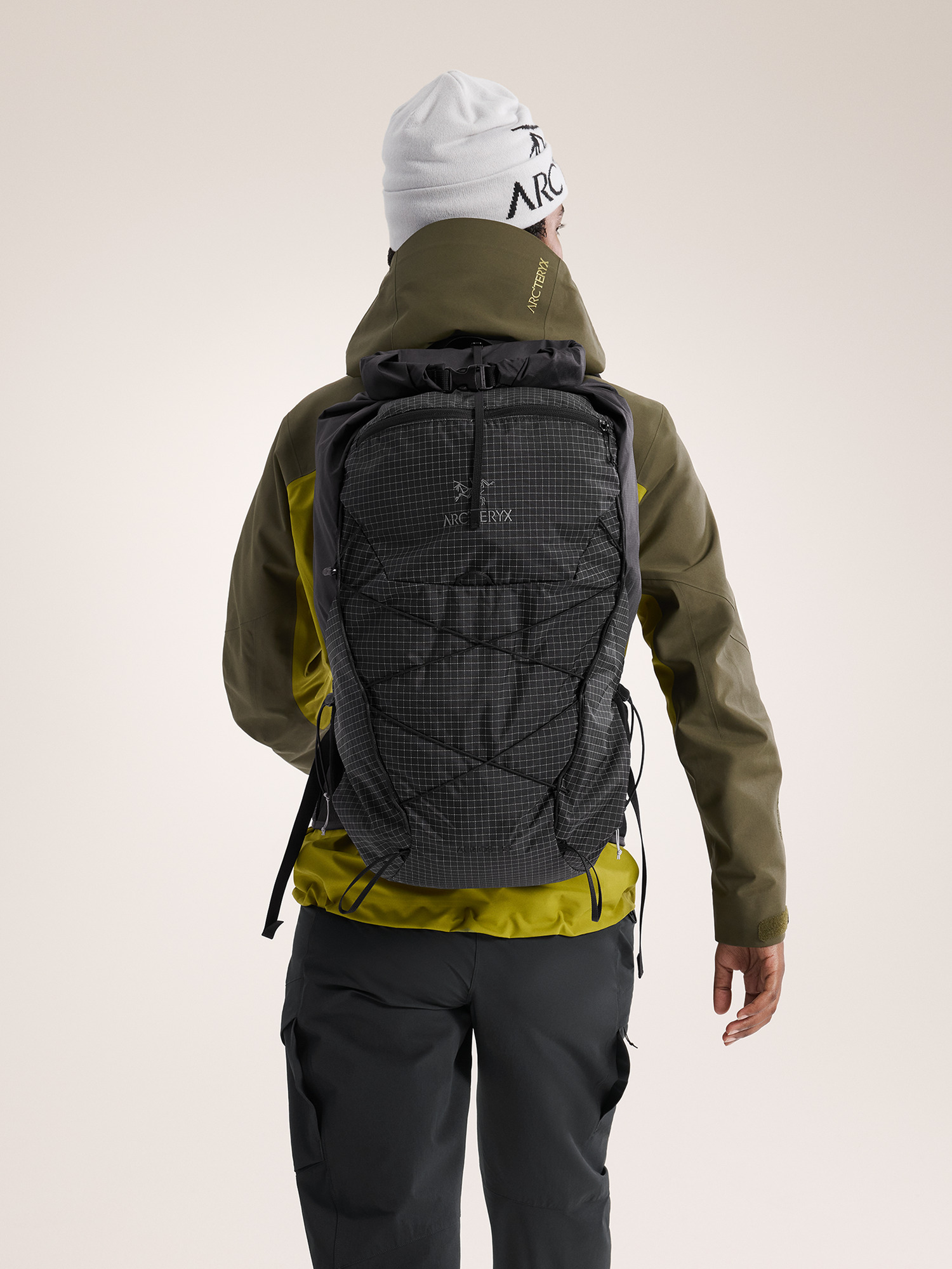 ARC'TERYX・ HELIAD26L28412-132990Backpack Saszetka ARC'TERYX HELIAD 6 CROSSBODY BAG2 - Sklep Polarsport