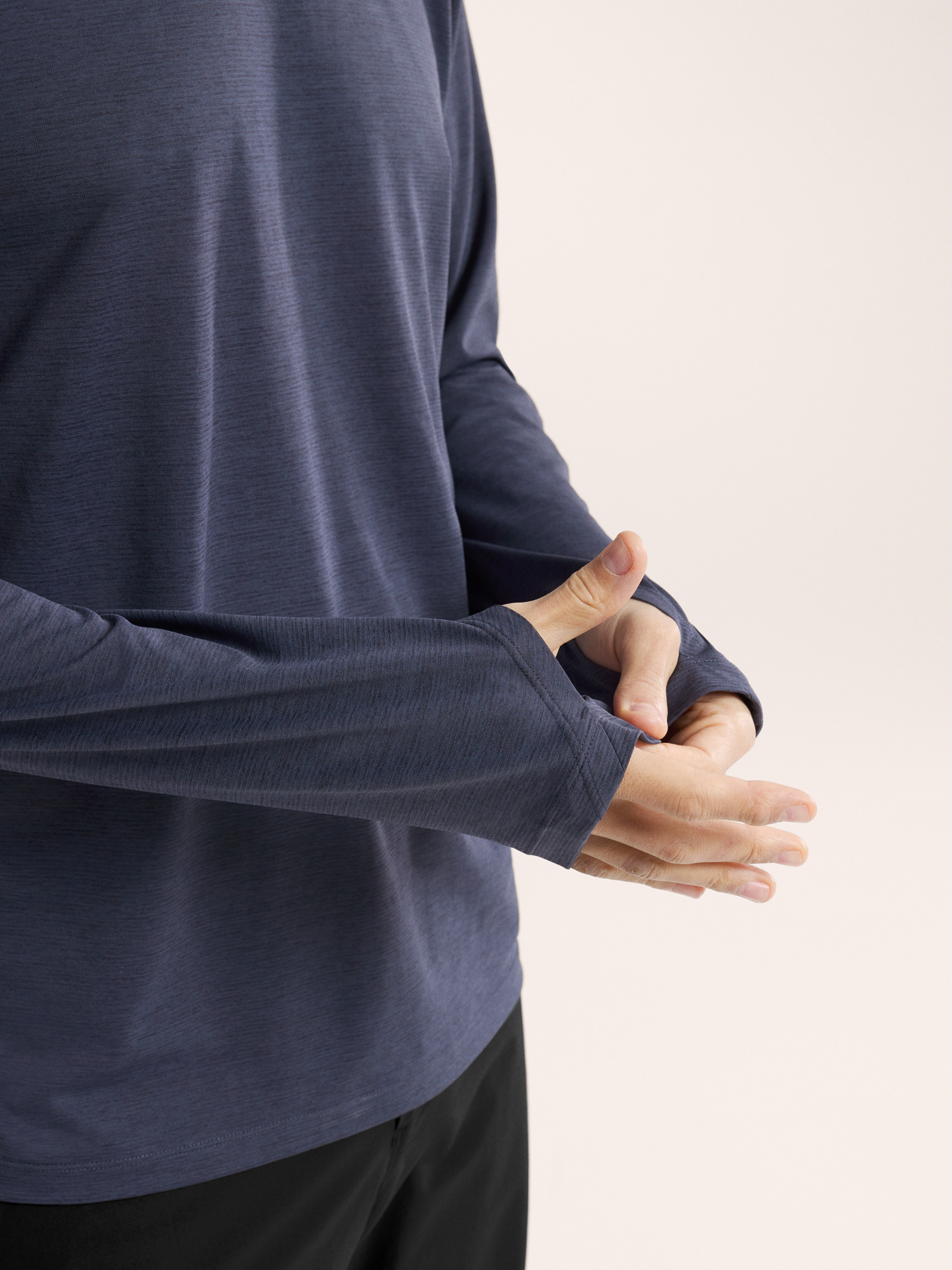 Cormac Hoody Black Sapphire Heather Detail 1