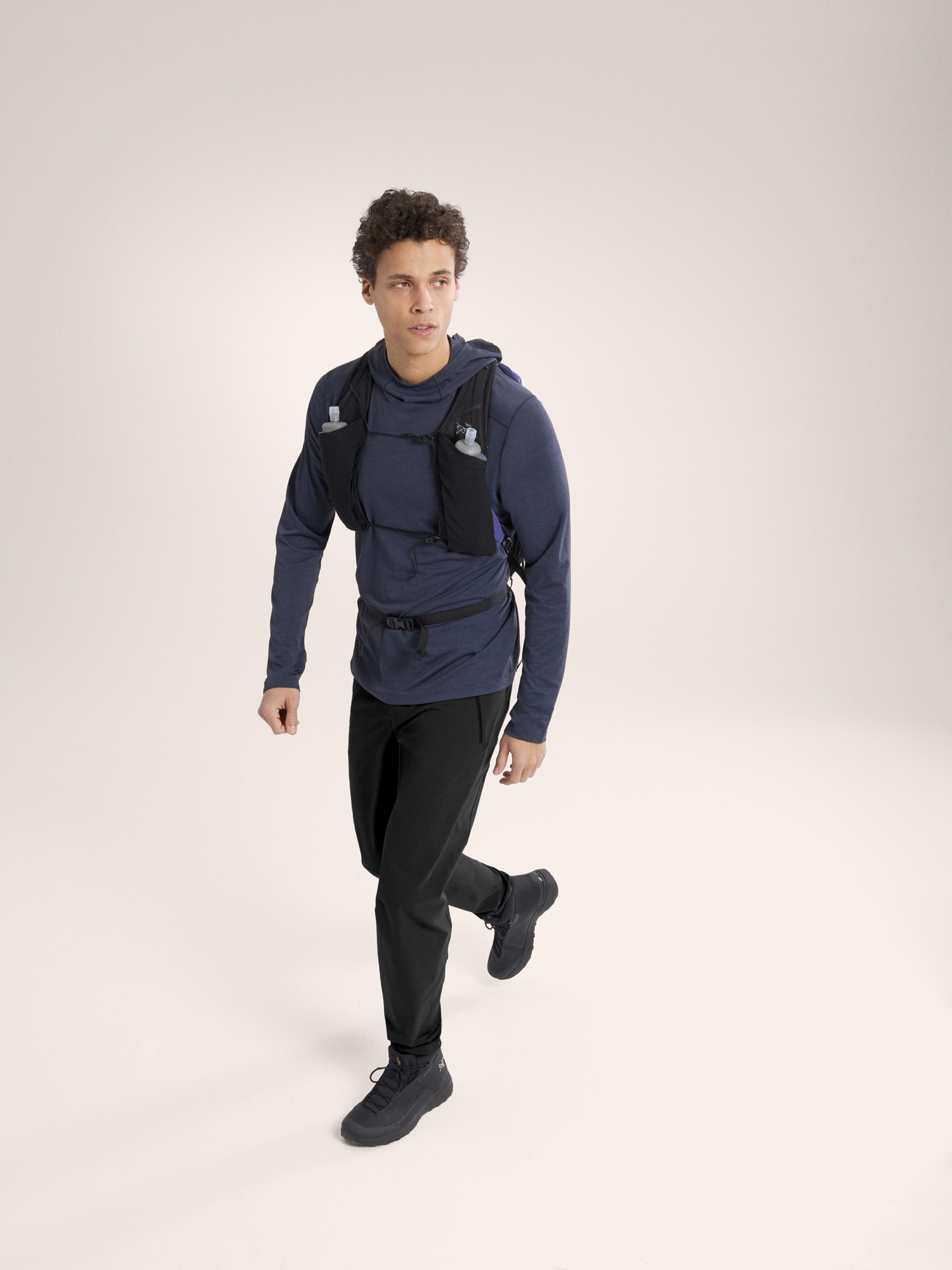 Cormac Hoody Black Sapphire Heather Full Body