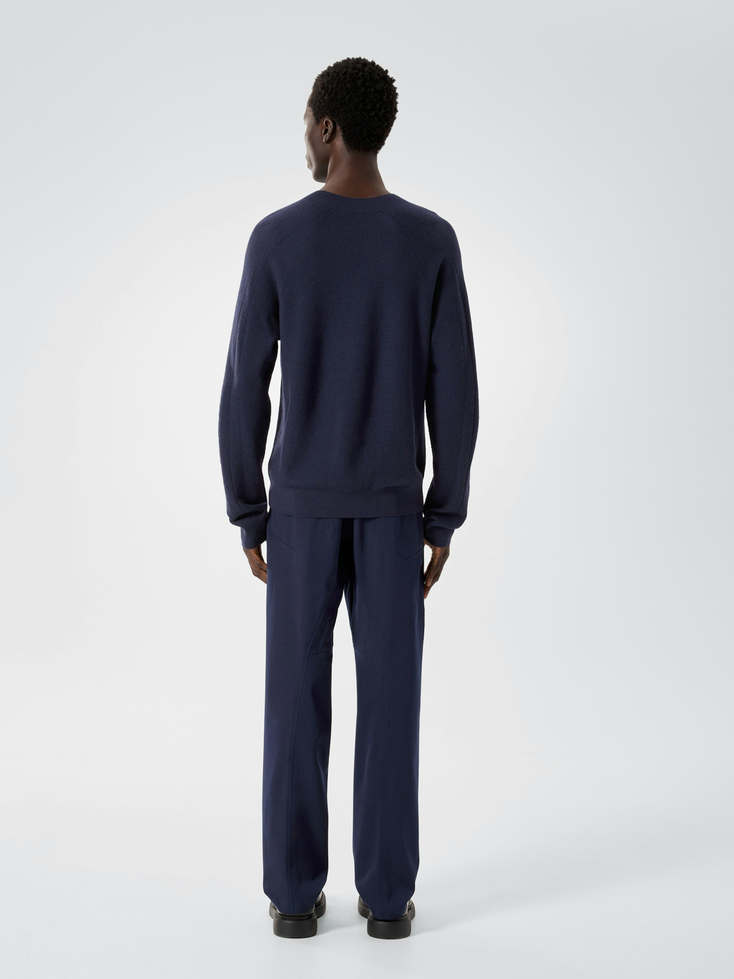 Conic Wool Midlayer Passport Back View