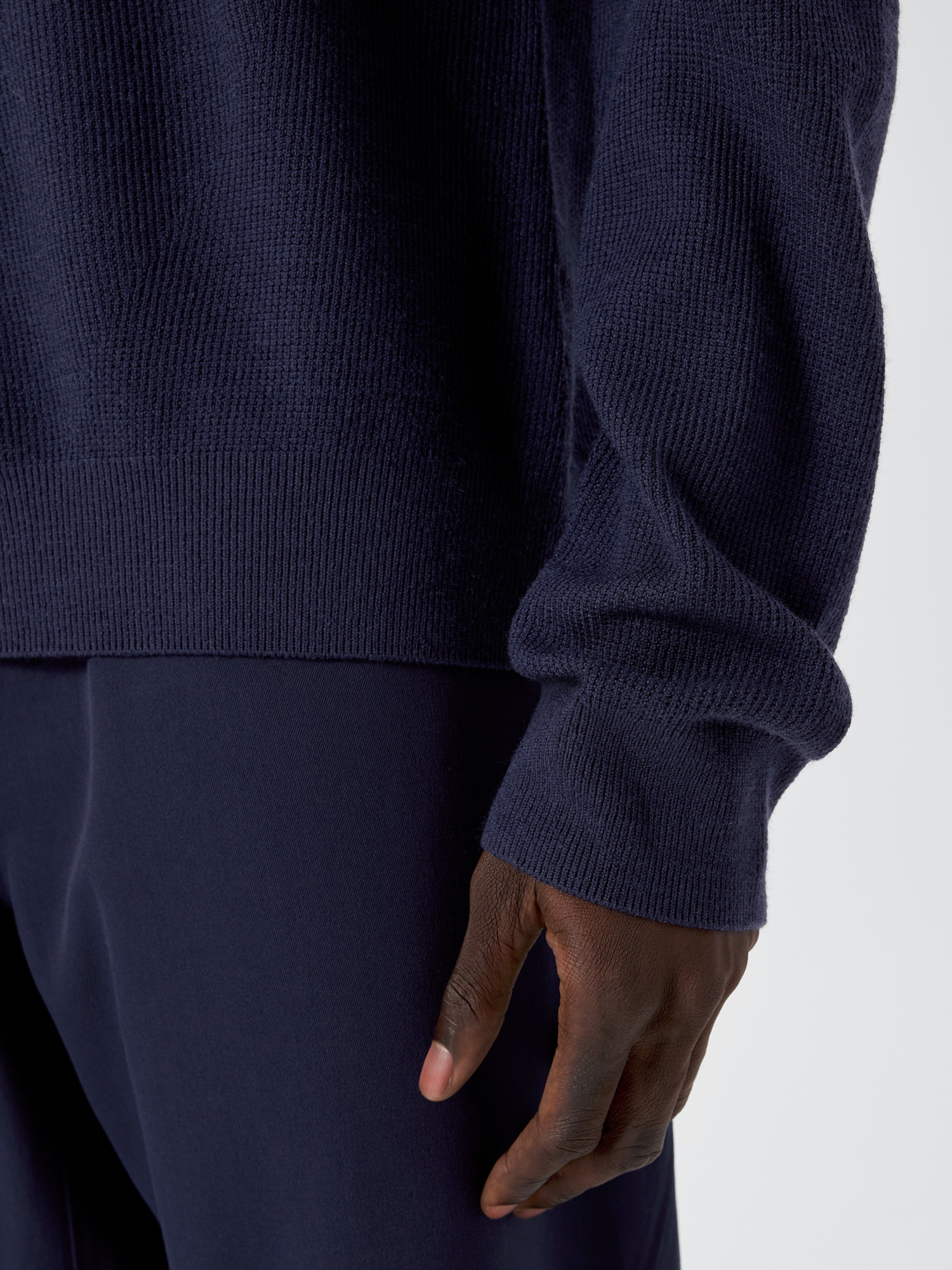 Conic Wool Midlayer Passport Detail 3