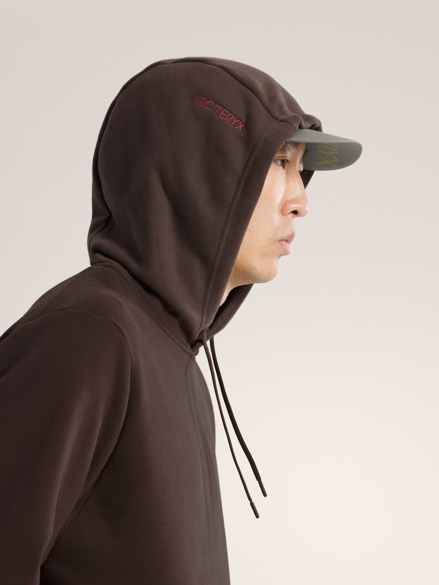 Emblem Fleece Hoody Carob Hood
