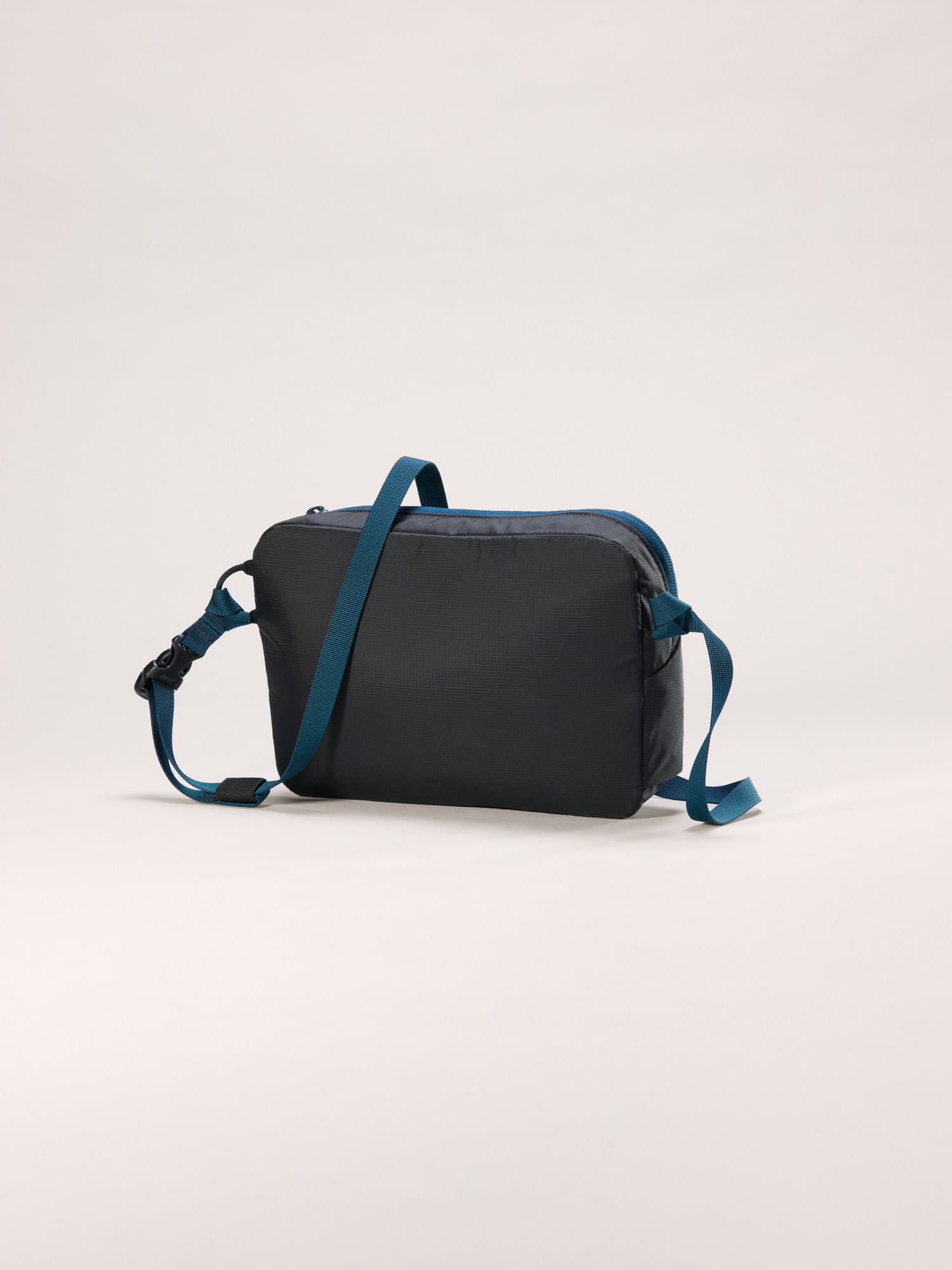 Heliad Crossbody Lodestar Back
