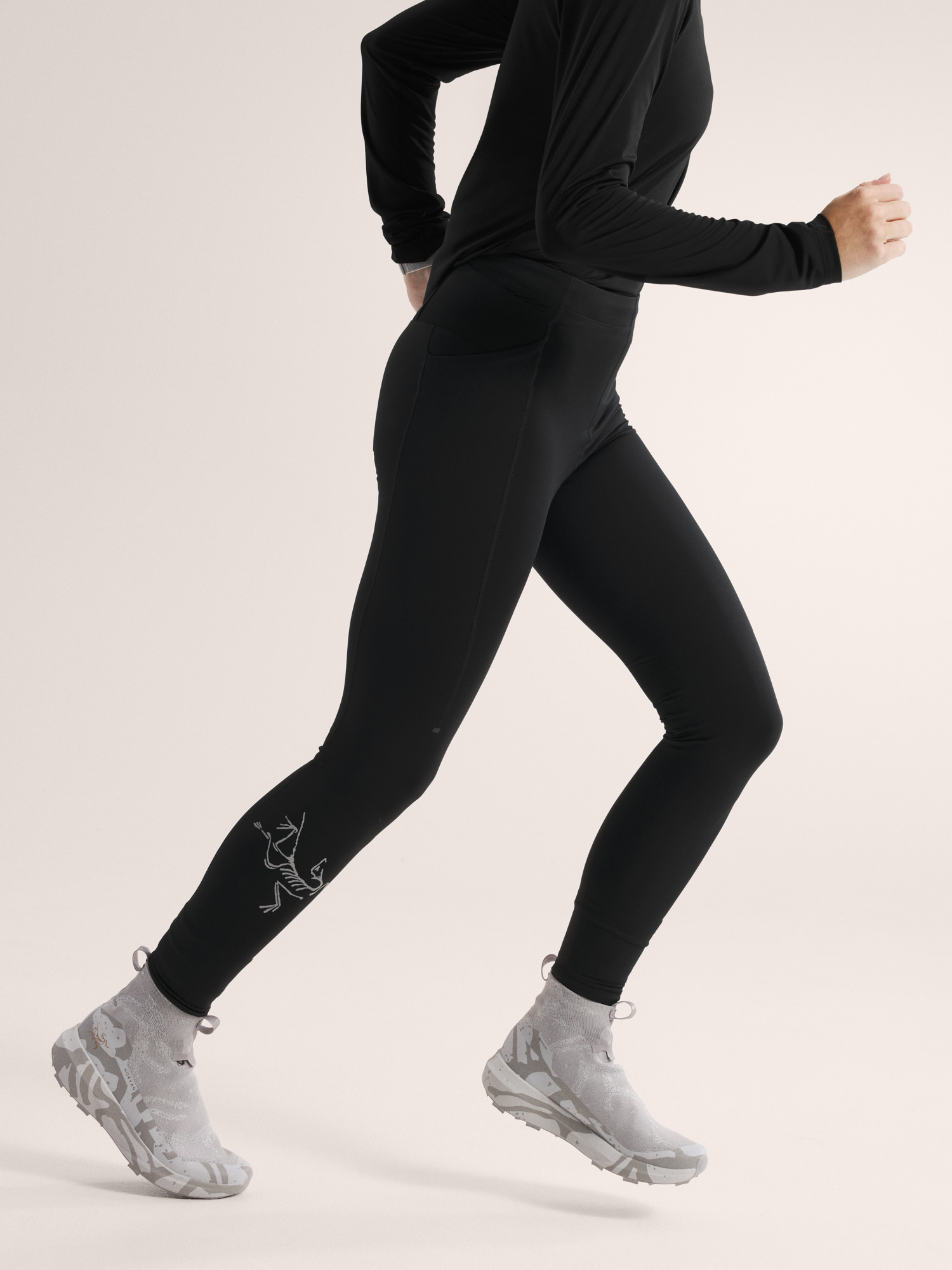 Norvan Legging Women's Black Side View