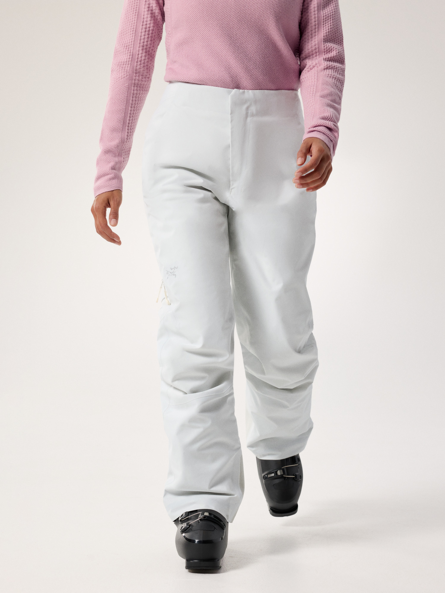 デサント LAXING INSULATED PANTS サイズS ホワイト 新品 デサント LAXING INSULATED PANTS サイズS ホワイト 新品 デサント