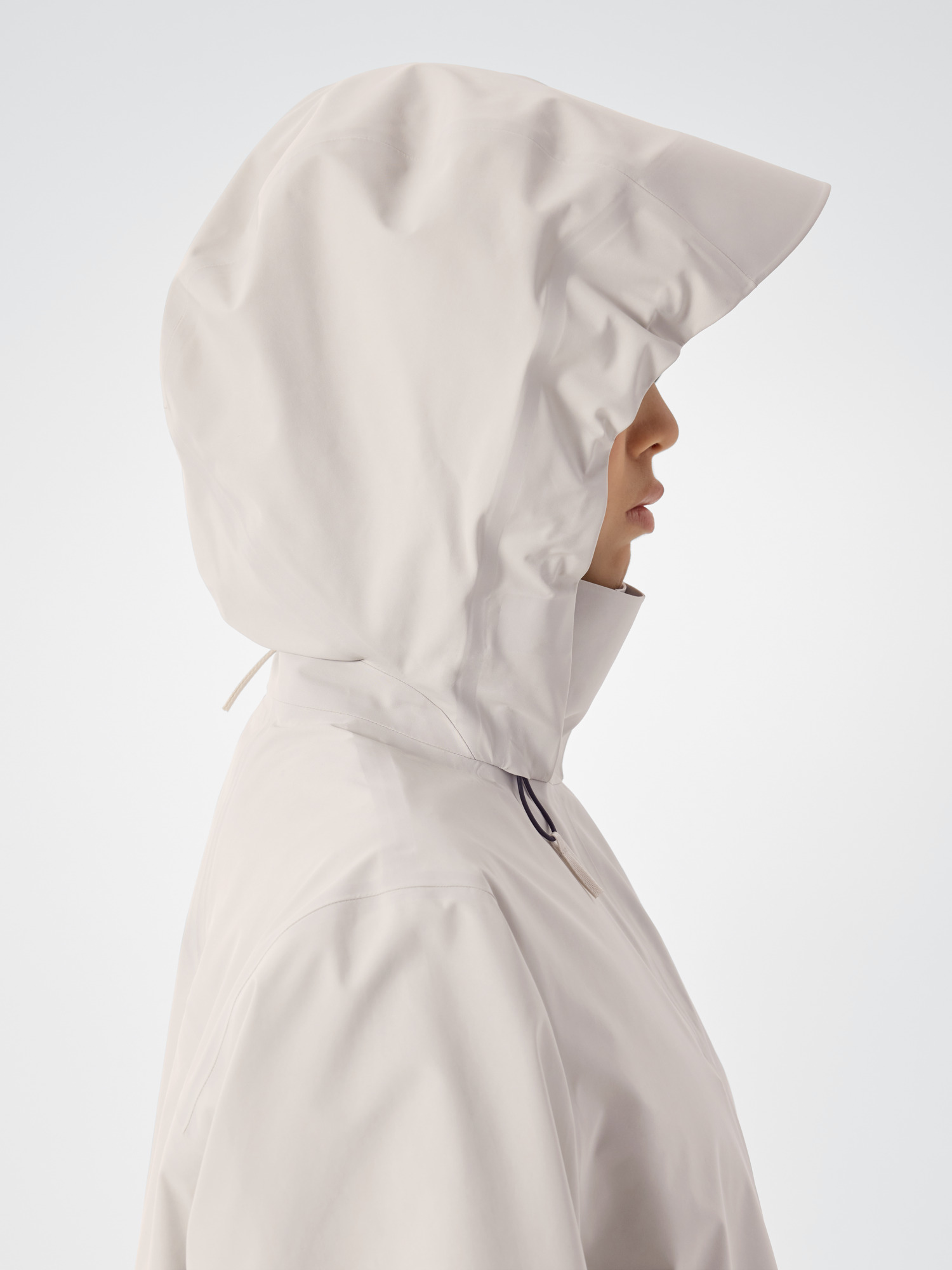 Ifora Coat Women's Dark Cocoon Detail 4