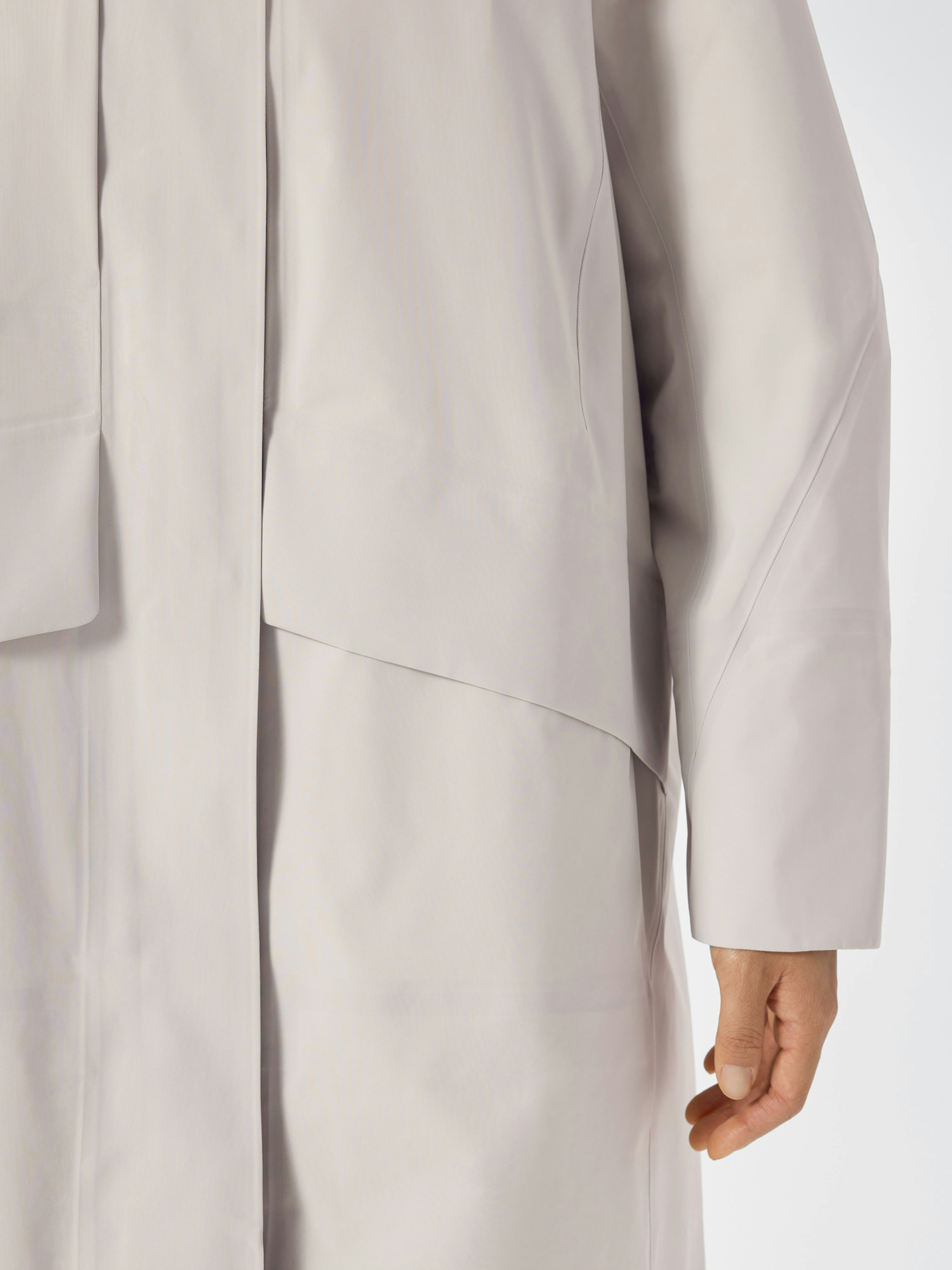 Ifora Coat Women's Dark Cocoon Detail 5