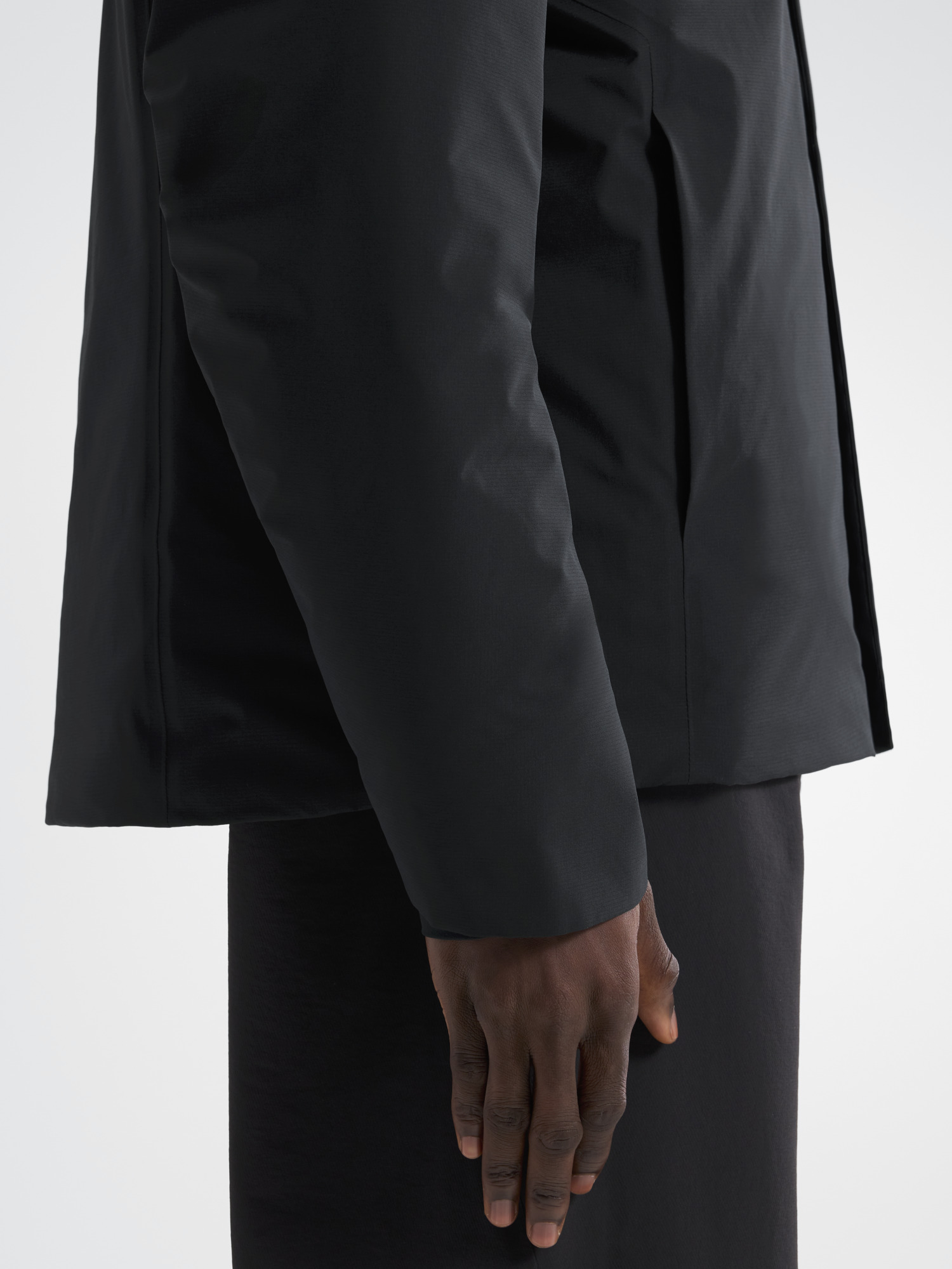 Altus Down Jacket Black Detail 4