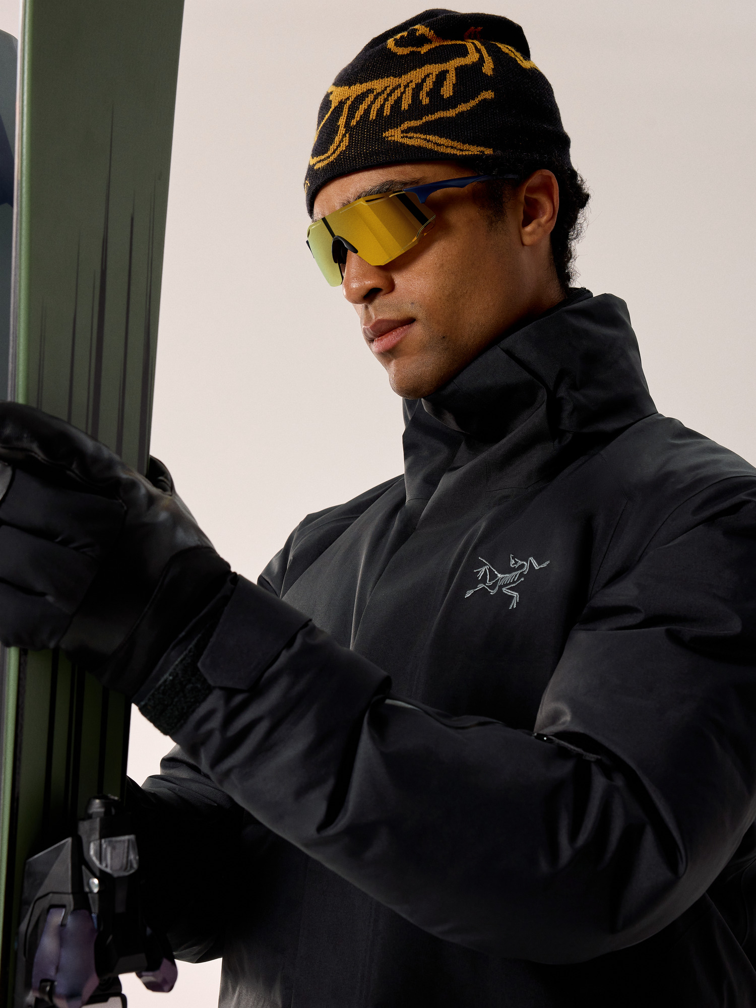 Fissile SV Down Jacket Black Detail 1