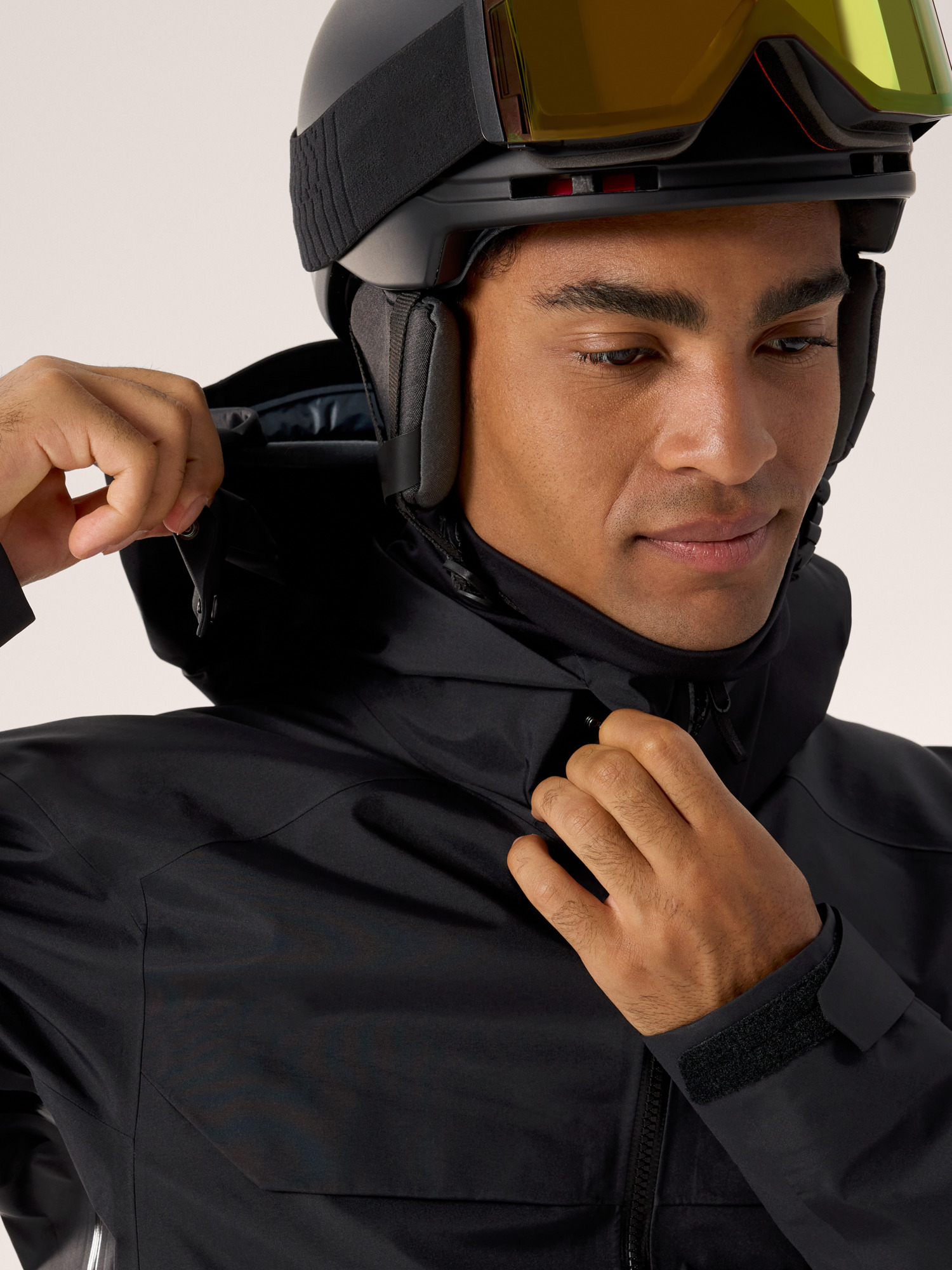 Macai Shell Jacket Black Detail 1