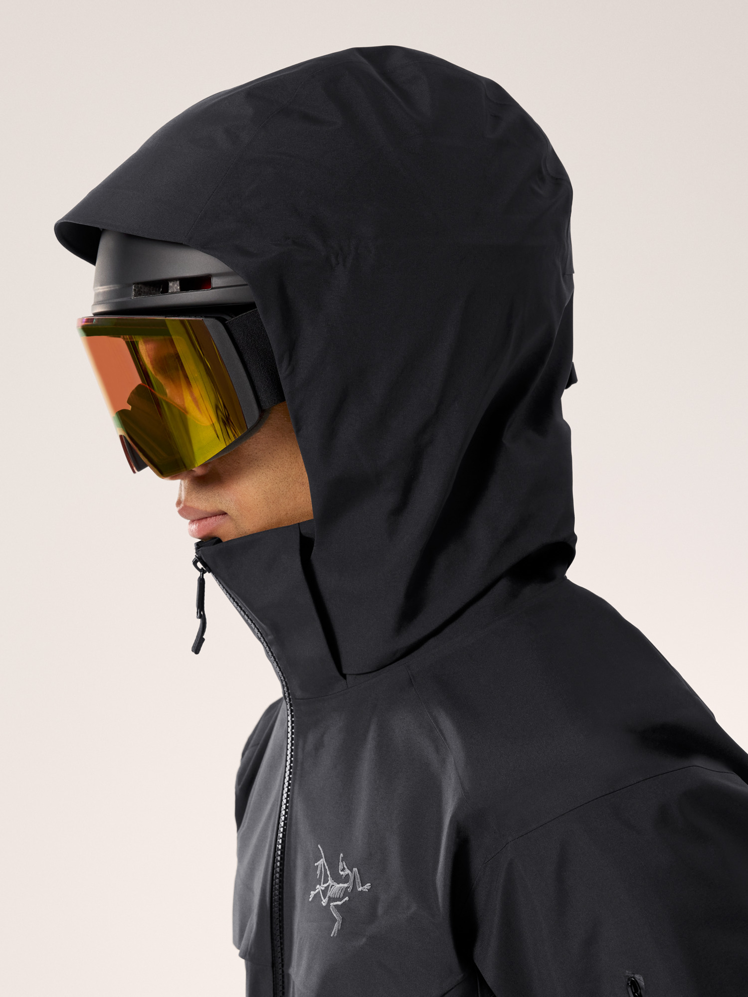 Macai Shell Jacket Black Hood