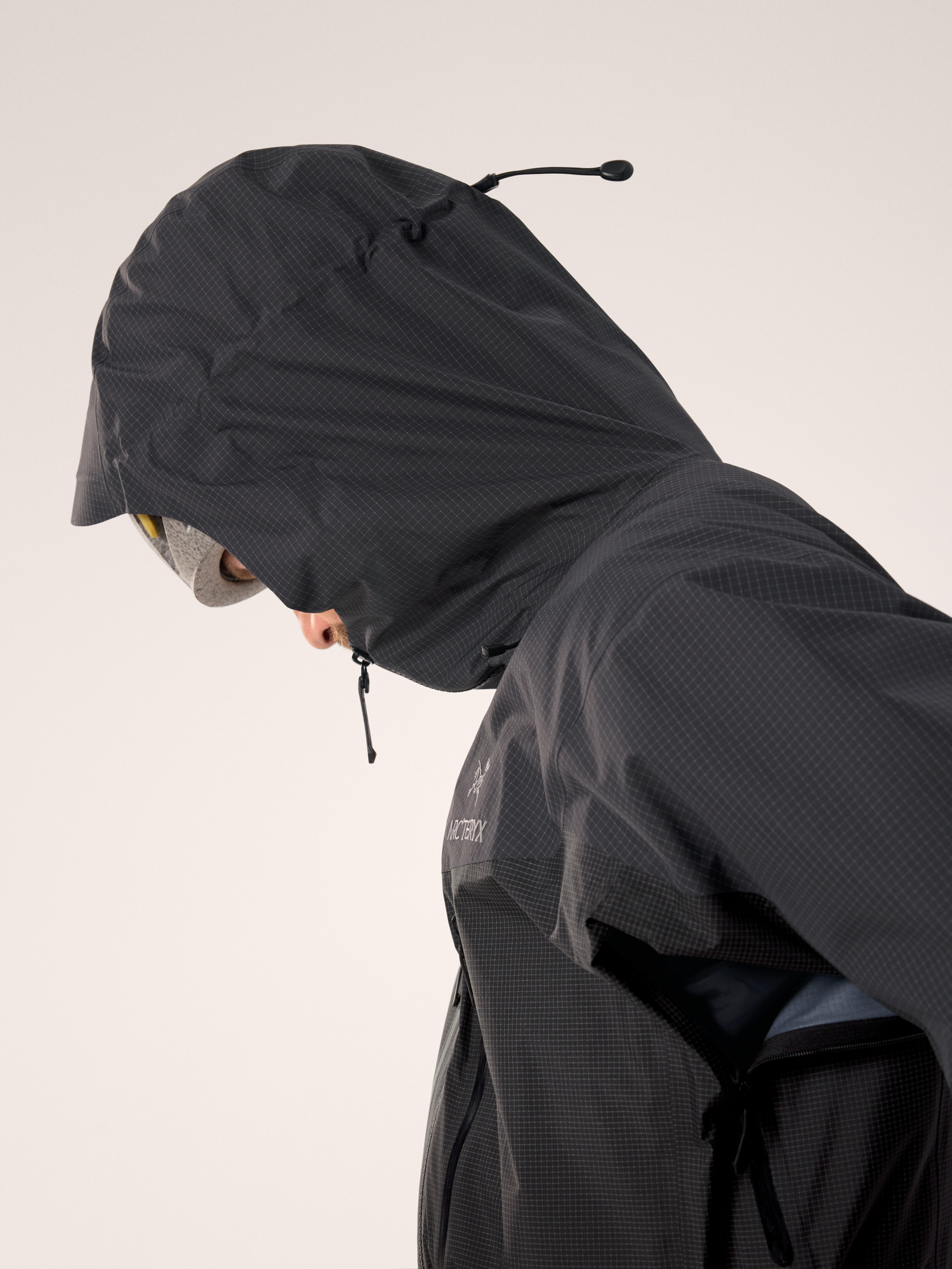 Alpha Jacket Graphite/Black Hood