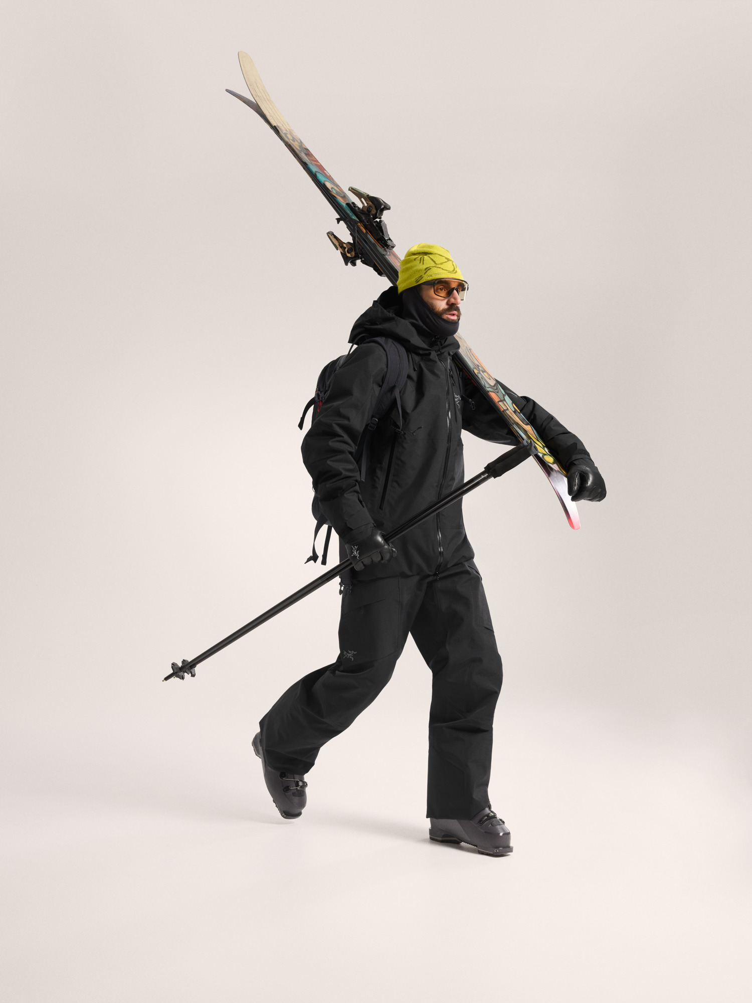 Sabre Insulated Jacket Black Full Body