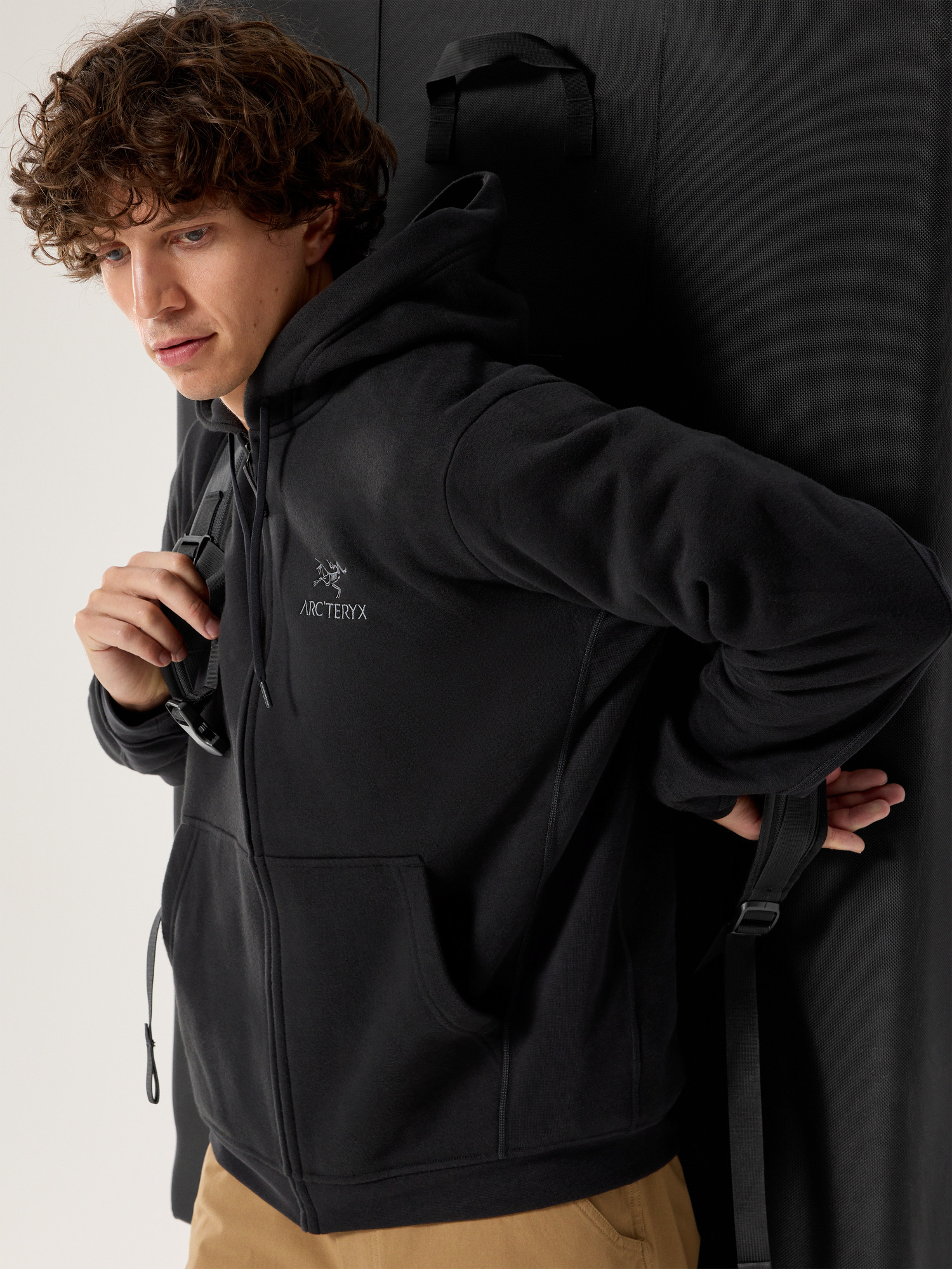 Emblem Fleece Full Zip Hoody Black Hover
