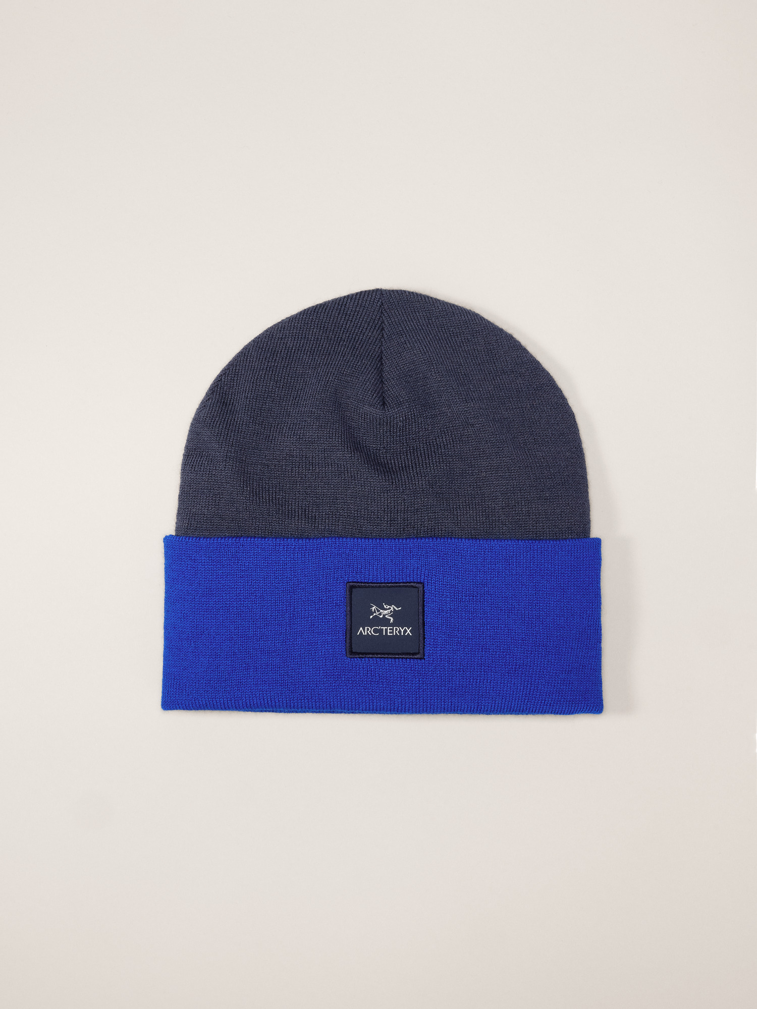 Color Block Toque Blk Sapphire / Vitality Front