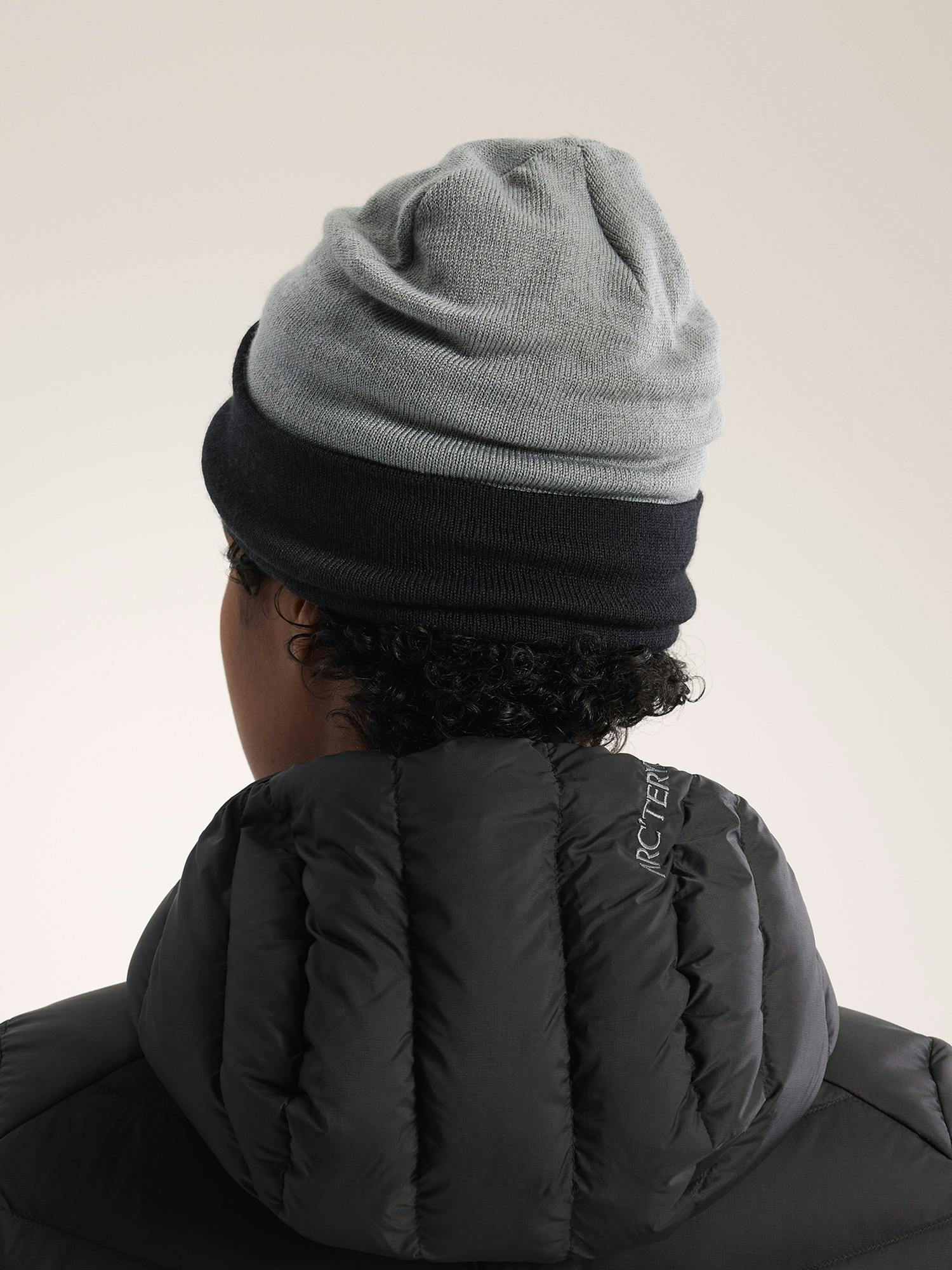 Color Block Toque Void / Black Back View
