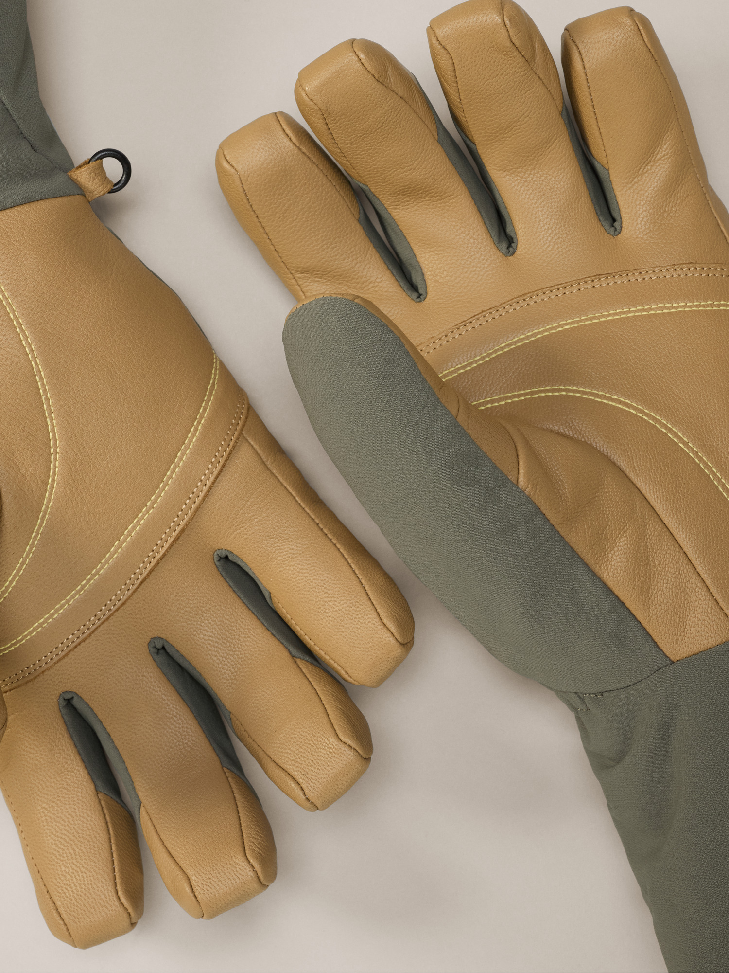 Fission SV Glove Forage / Canvas Hover