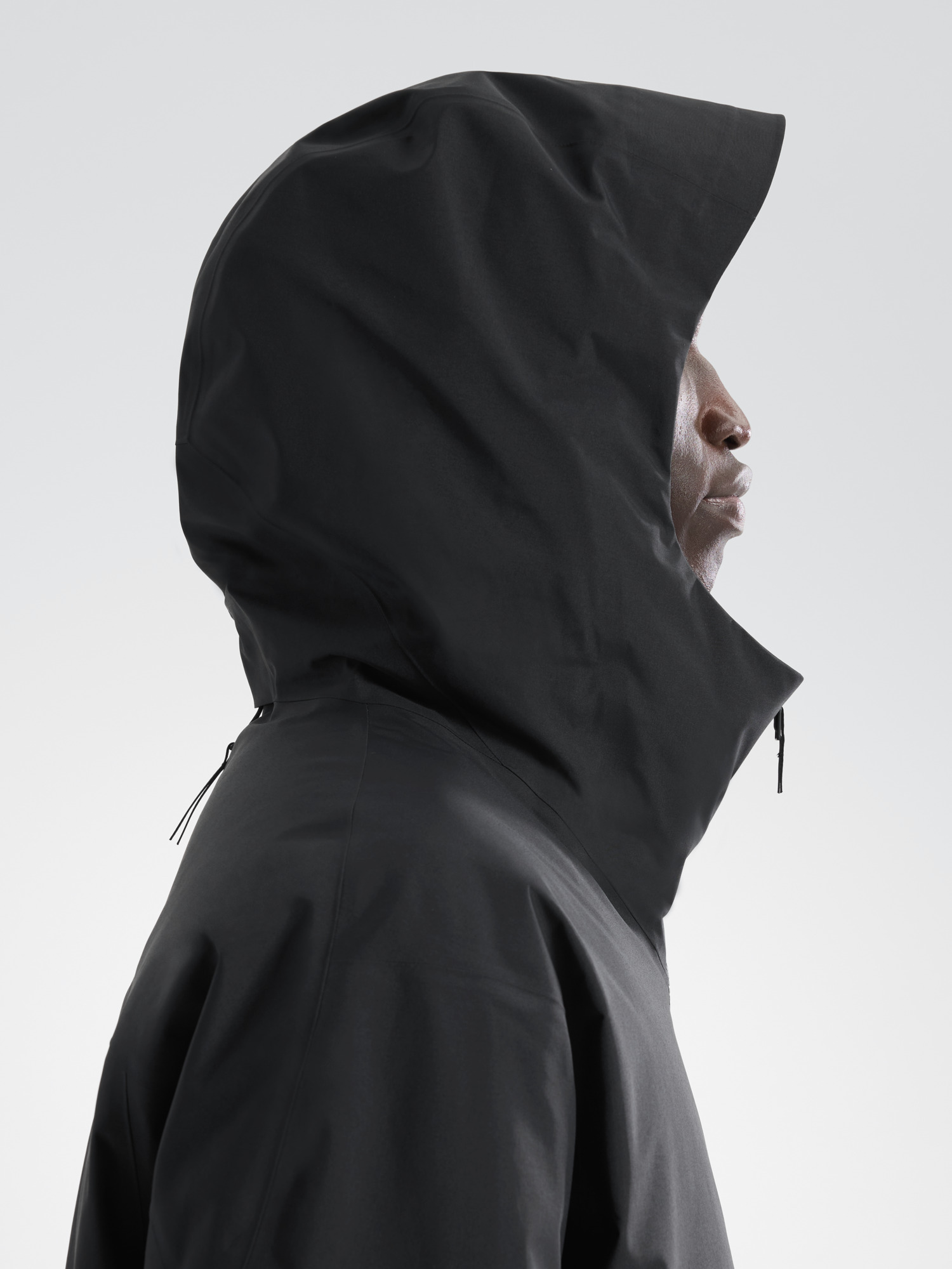 Monitor Down Coat Black Detail 3