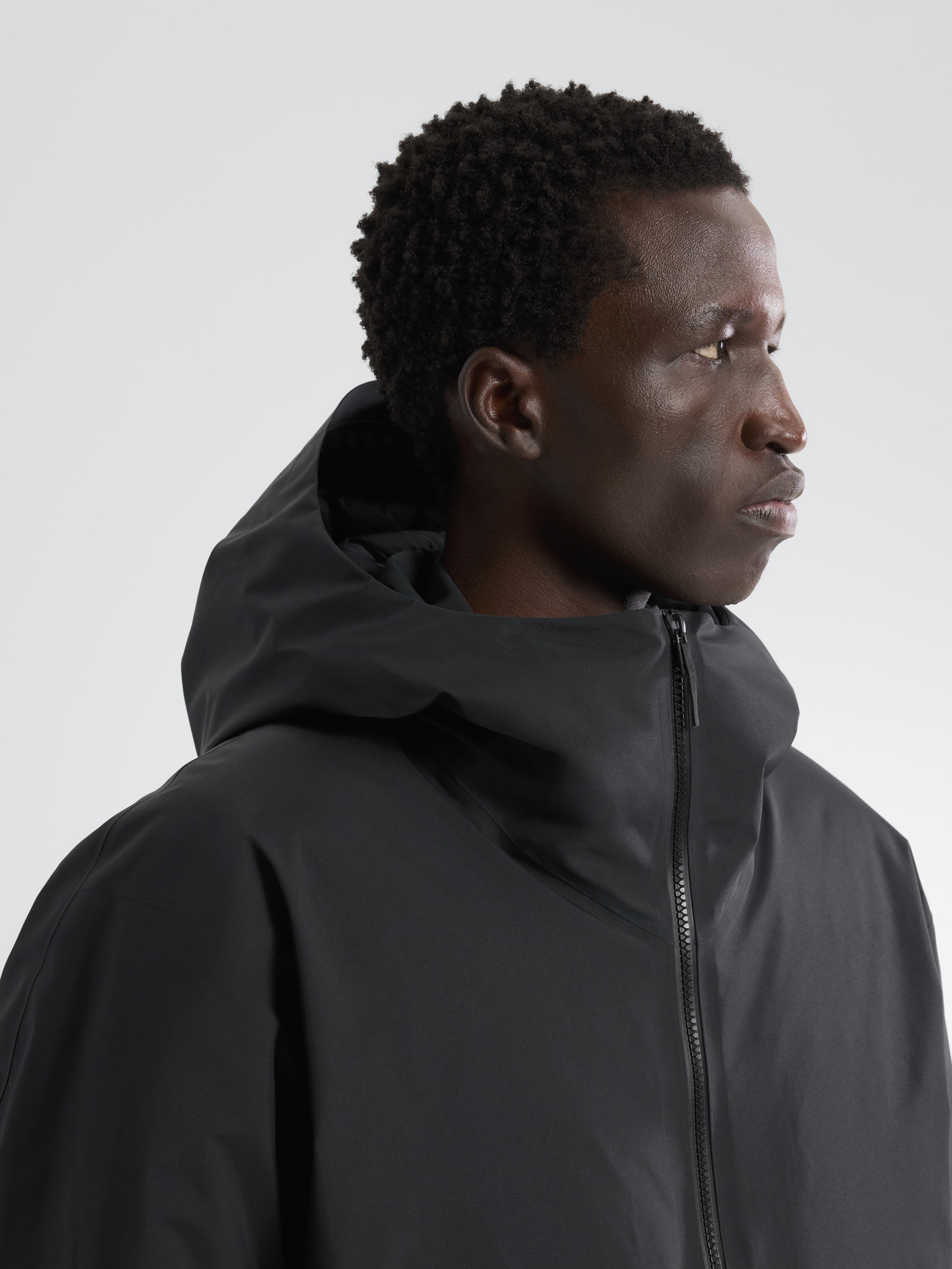 Monitor Down Coat Black Hover