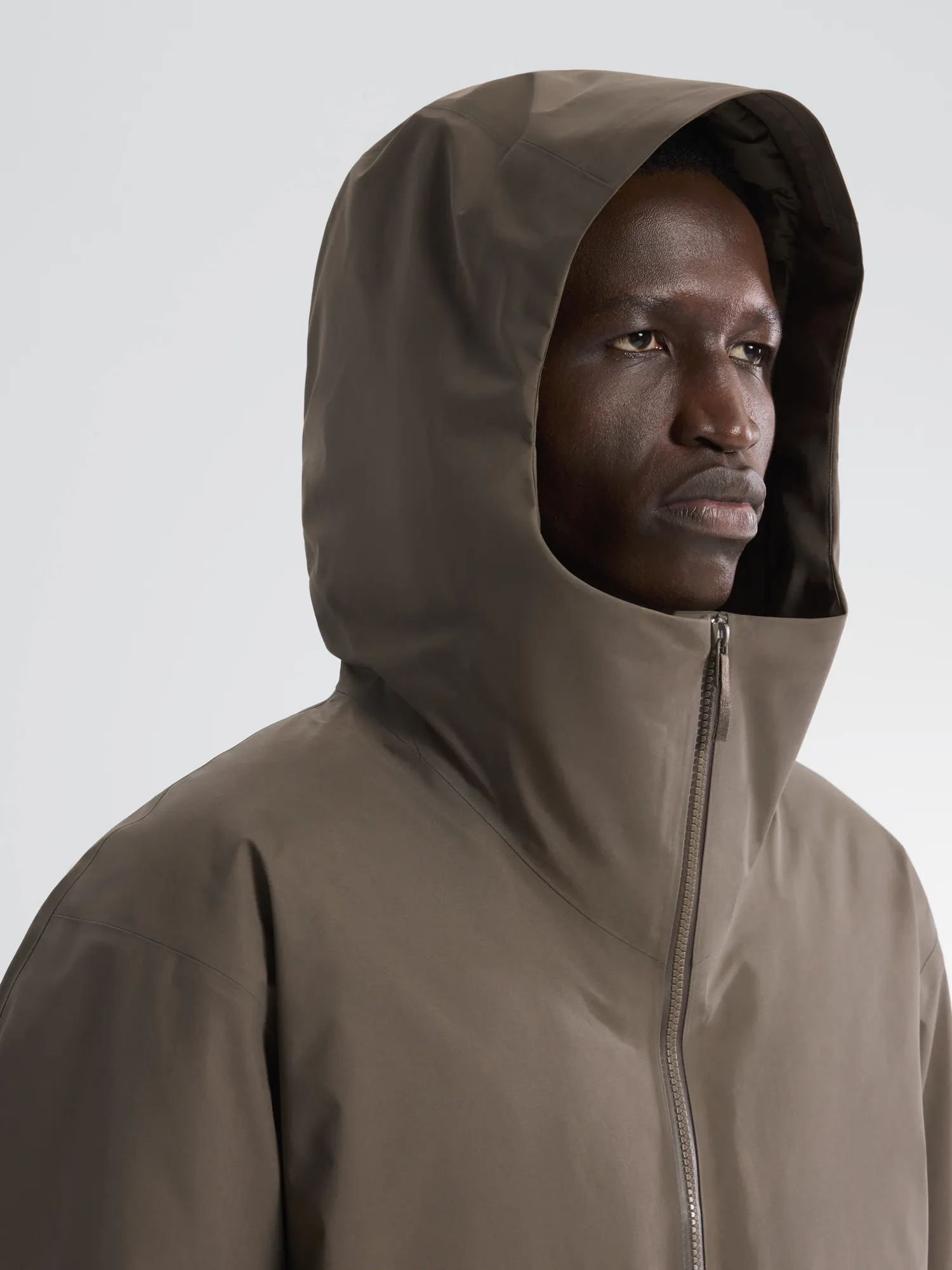 【美品】ARC‘TERYX VEILANCE Monitor Coat　M Monitor Down Coat Men's | Arc'teryx Outlet
