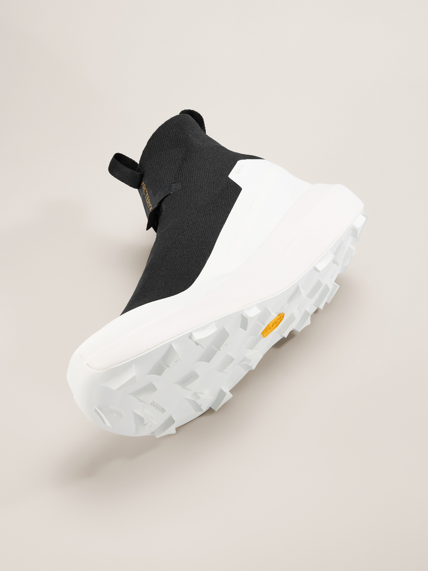 Norvan 4 Nivalis Shoe Women's Black/Arctic Silk Side