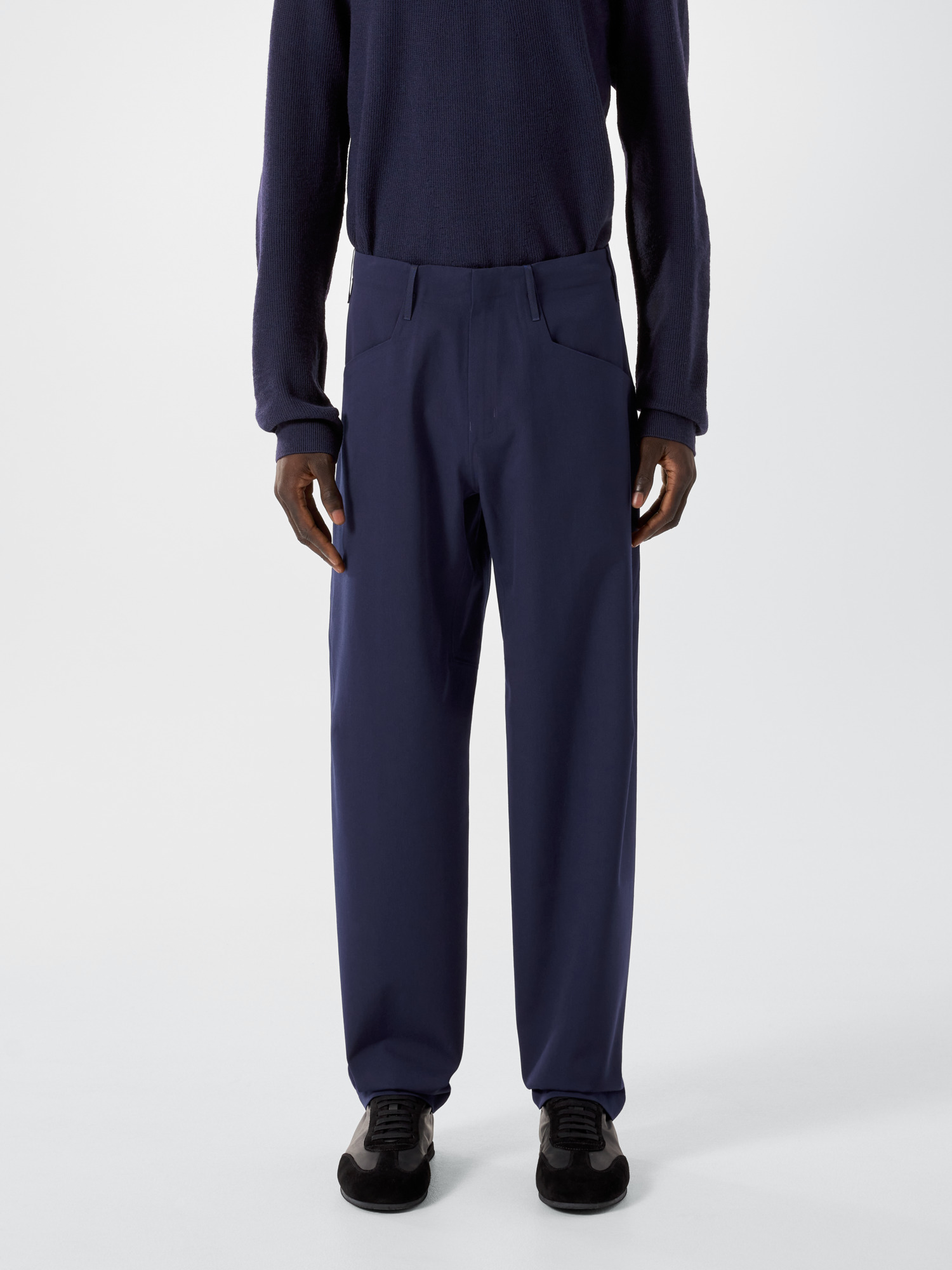 ☆2024SS新品☆VEILANCE VORONOI PANT BLACK 32 Veilance Voronoi Pant - Black Sapphire | Garmentory