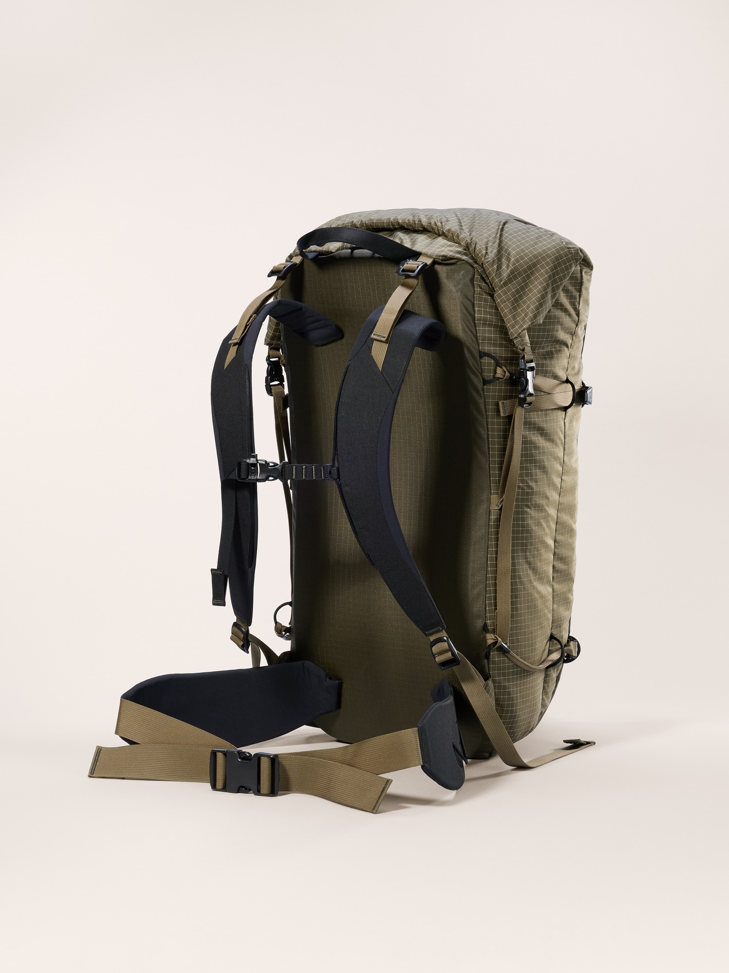 Micon 37 Backpack Tatsu Back