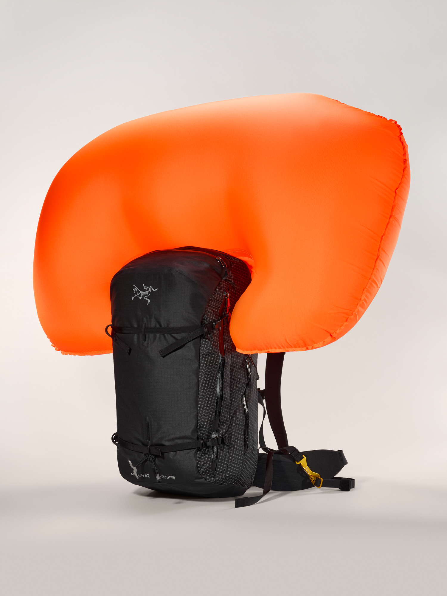 Micon LiTRIC 42 Backpack Black Side View Deployed