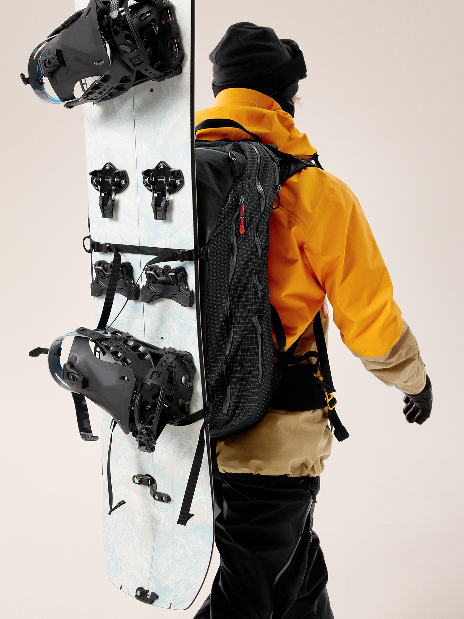 Micon LiTRIC 42 Backpack Black Snowboard Carry