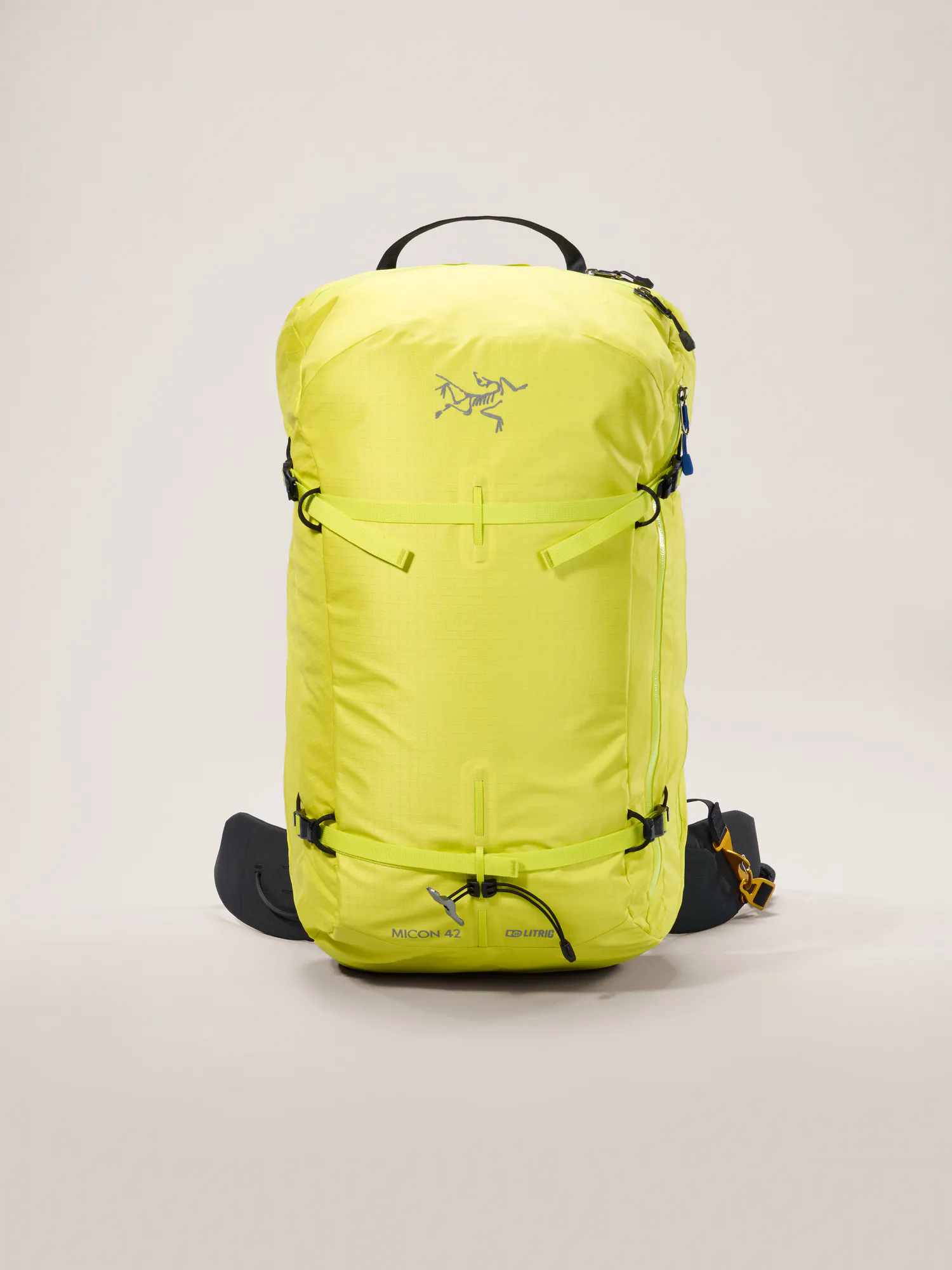 Micon LiTRIC™ 42 Avalanche Airbag | Arc'teryx Canada
