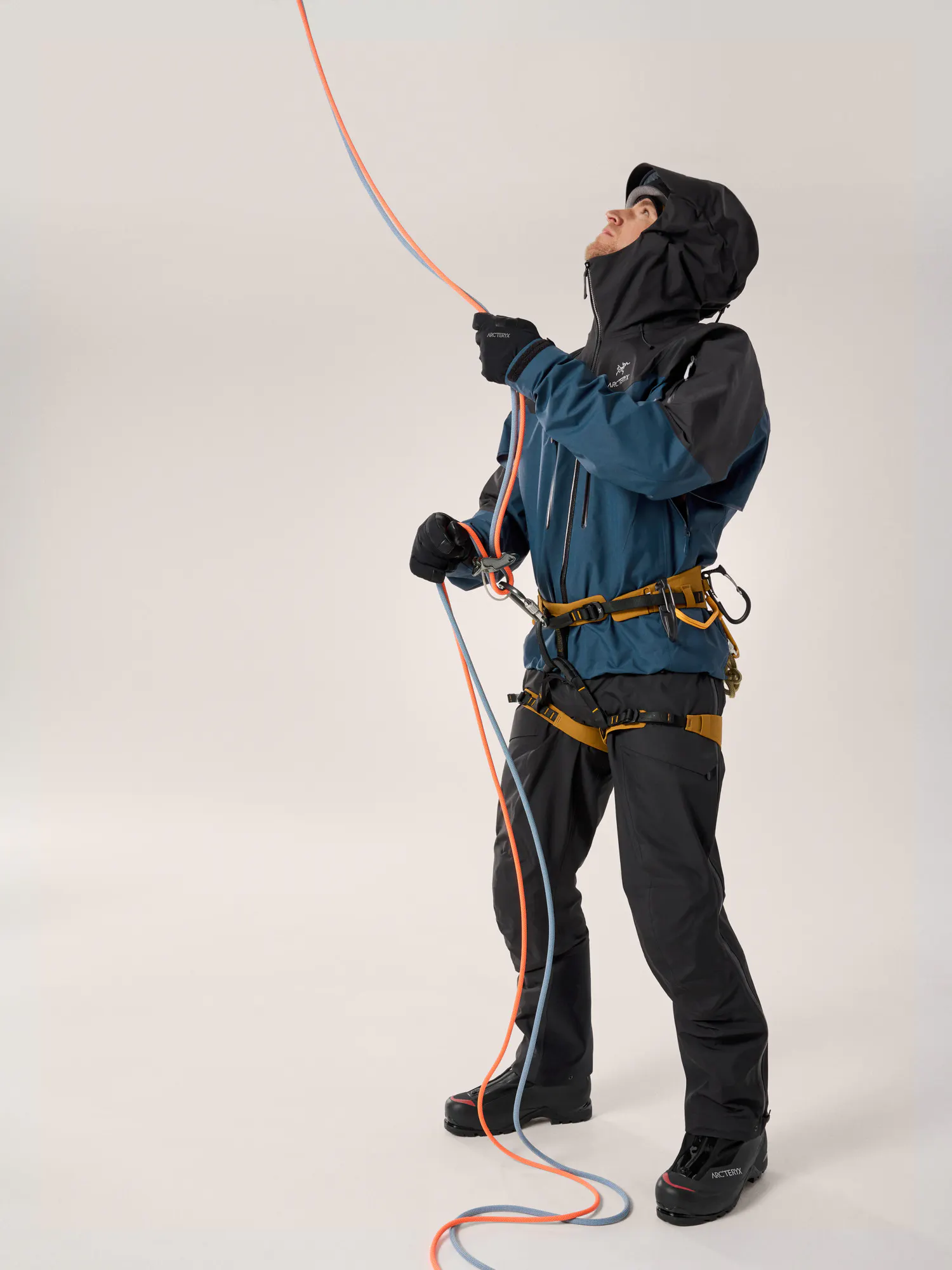 Alpha SV Jacket Men's | Arc'teryx Outlet
