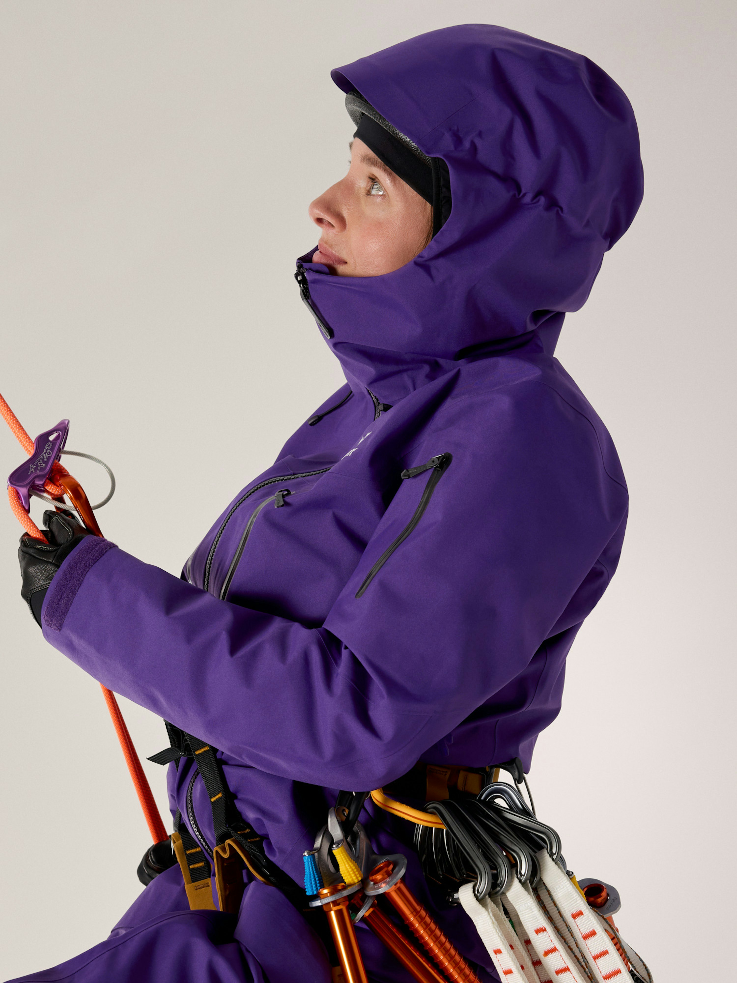 Alpha SV Jacket Women's Azalea / Black Hover
