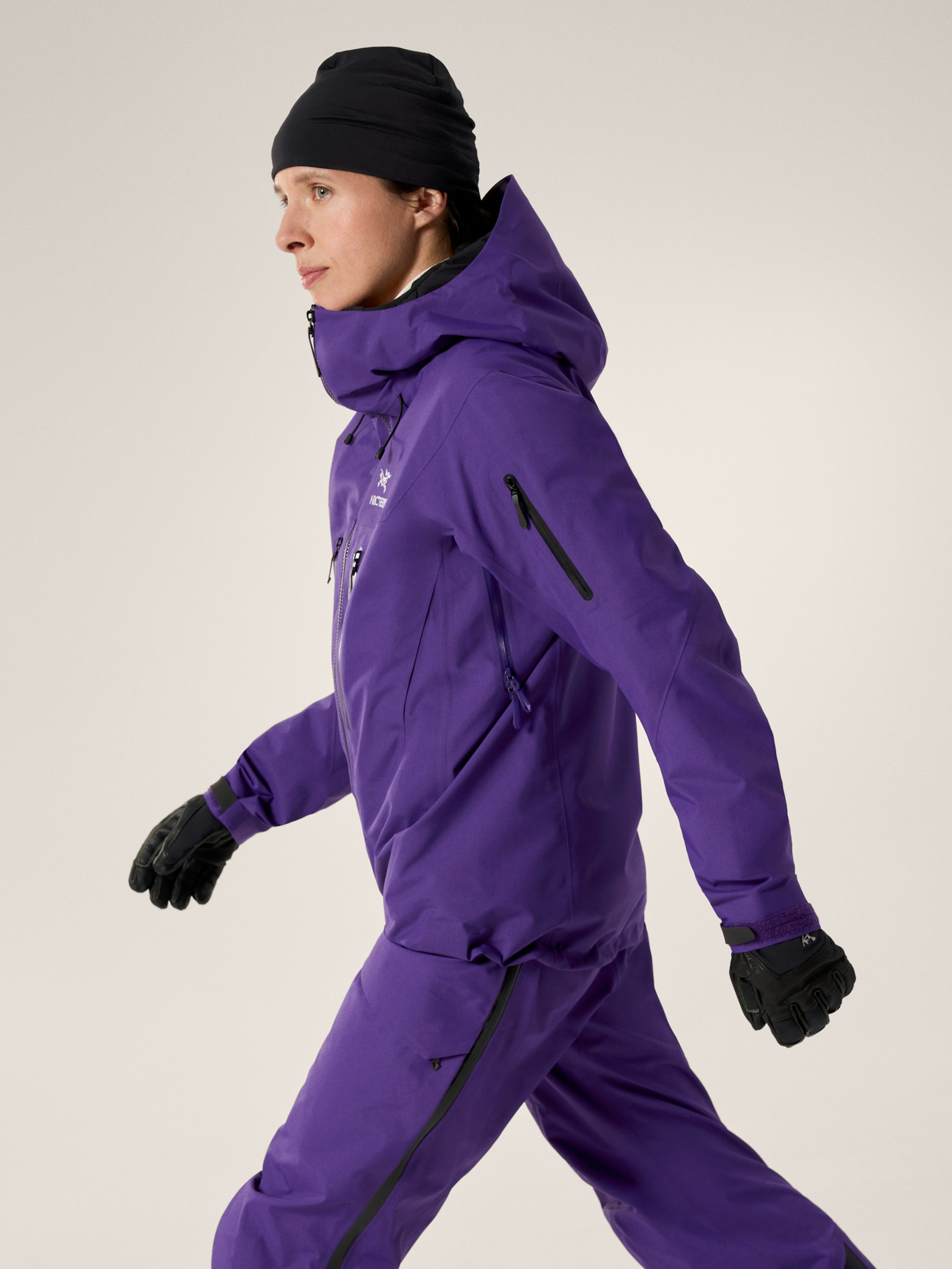 Alpha SV Jacket Women's Azalea / Black Side View