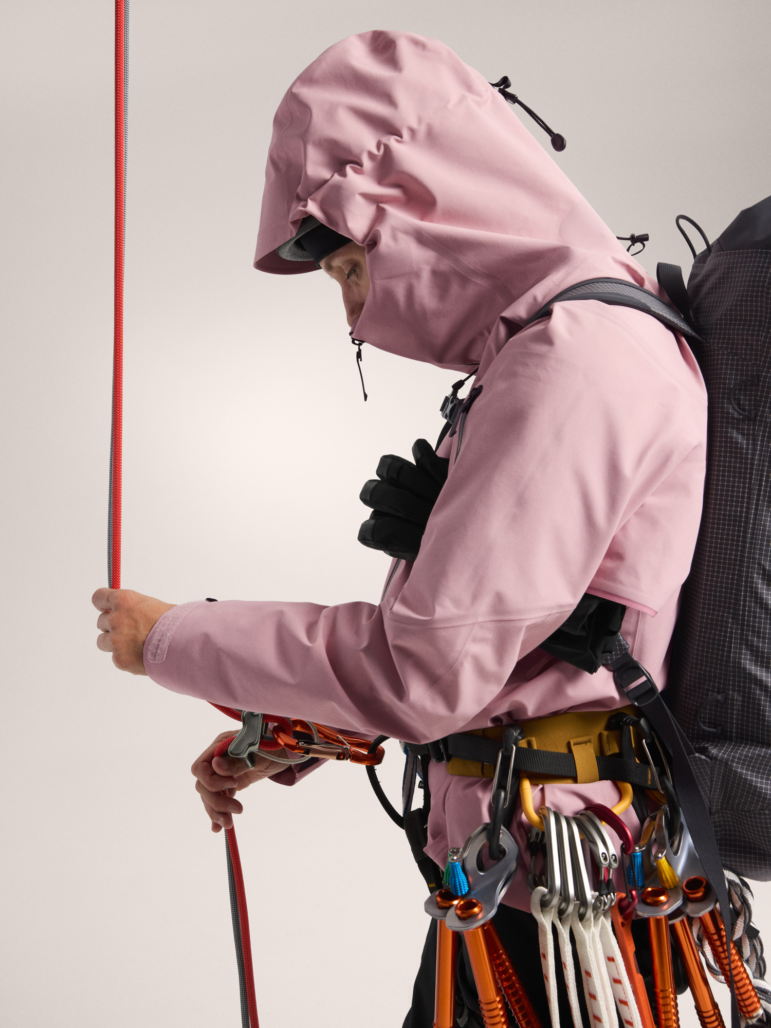 Alpha SV Jacket Women's Bliss / Black Hover