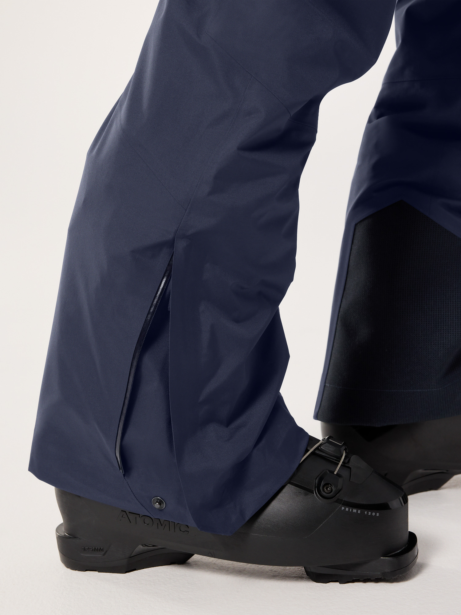 Fissile Insulated Pant Black Sapphire Detail 1