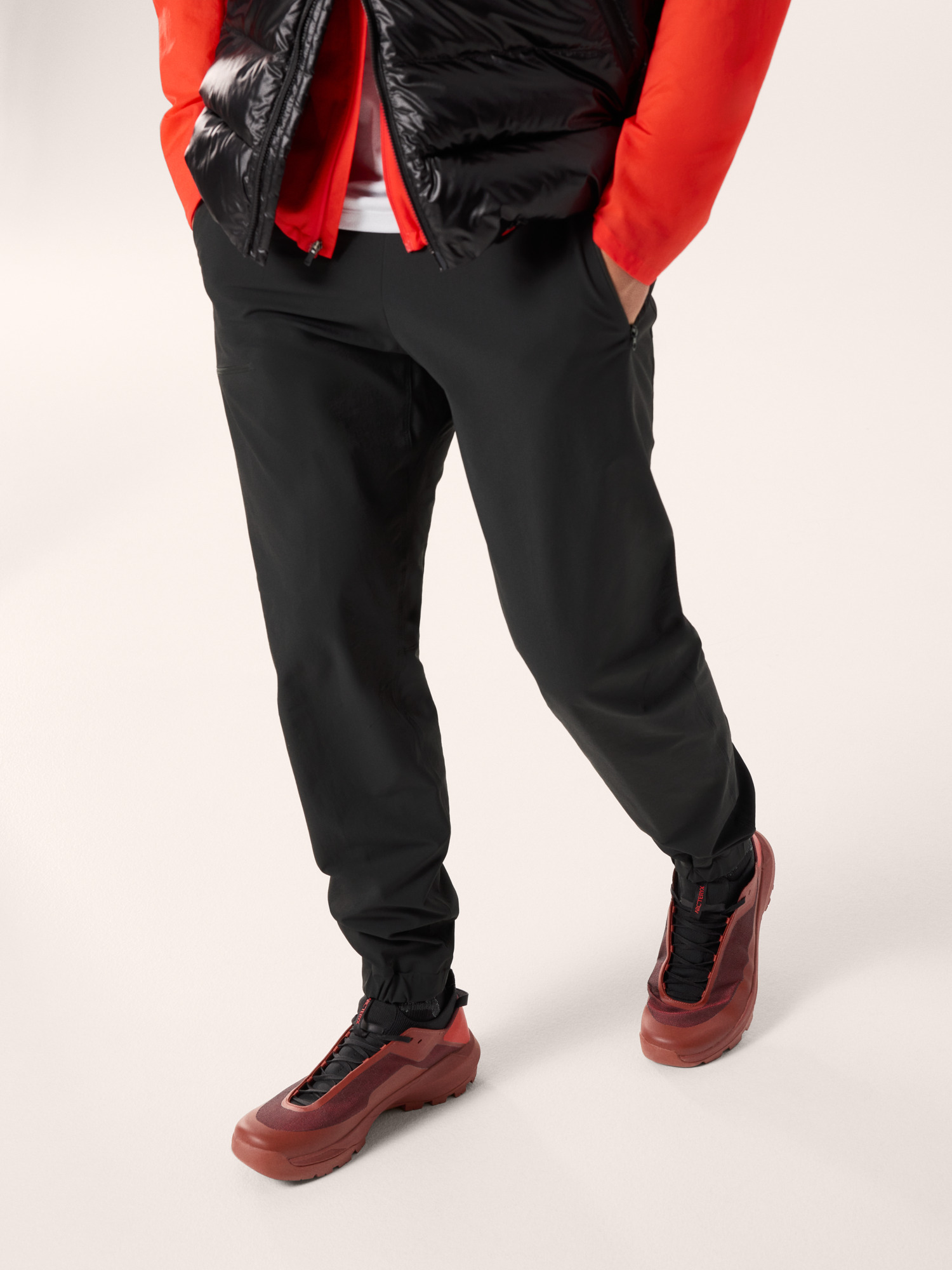 Gamma Jogger Black Hover