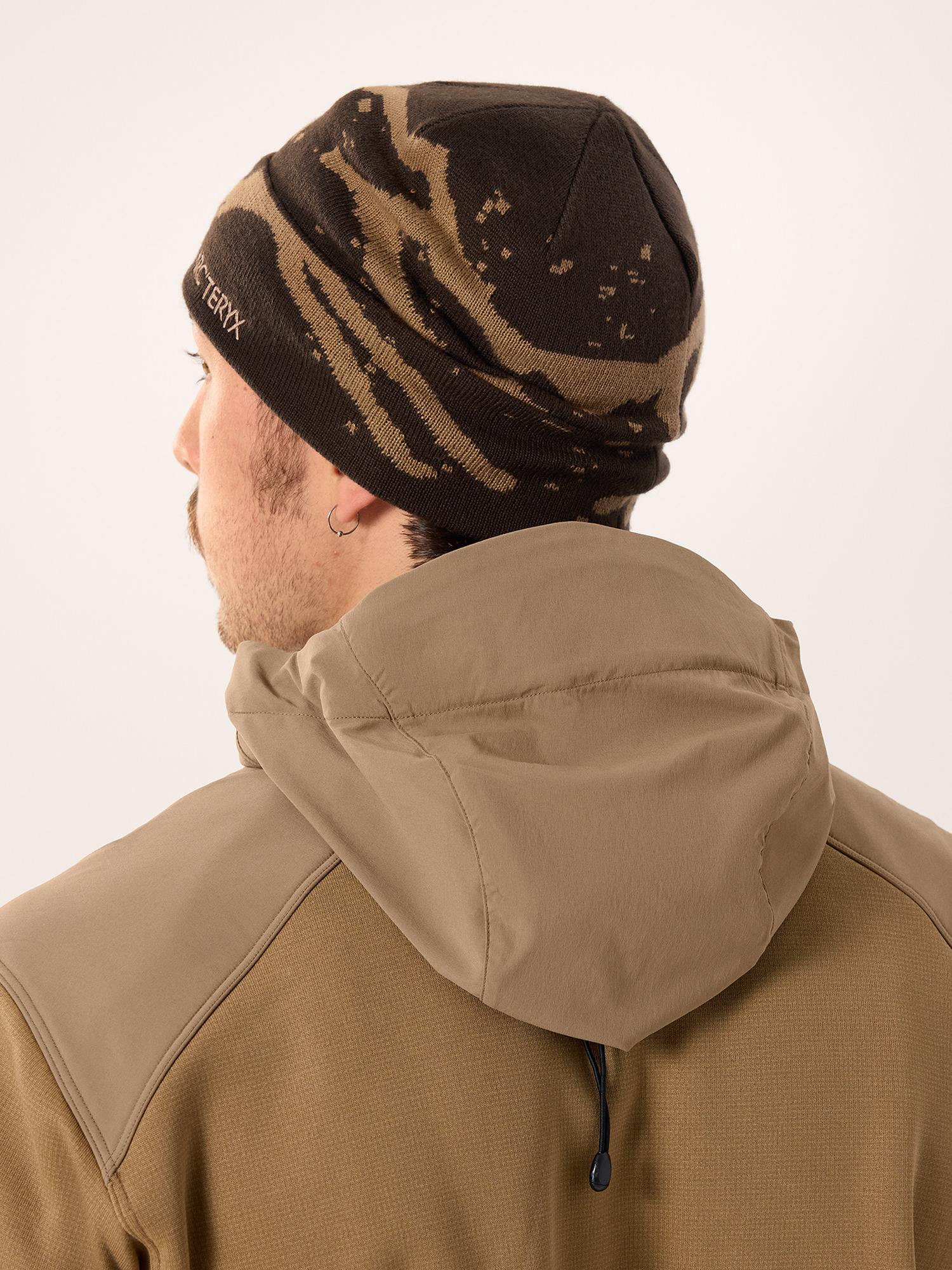 Grotto Toque Carob / Canvas Back View