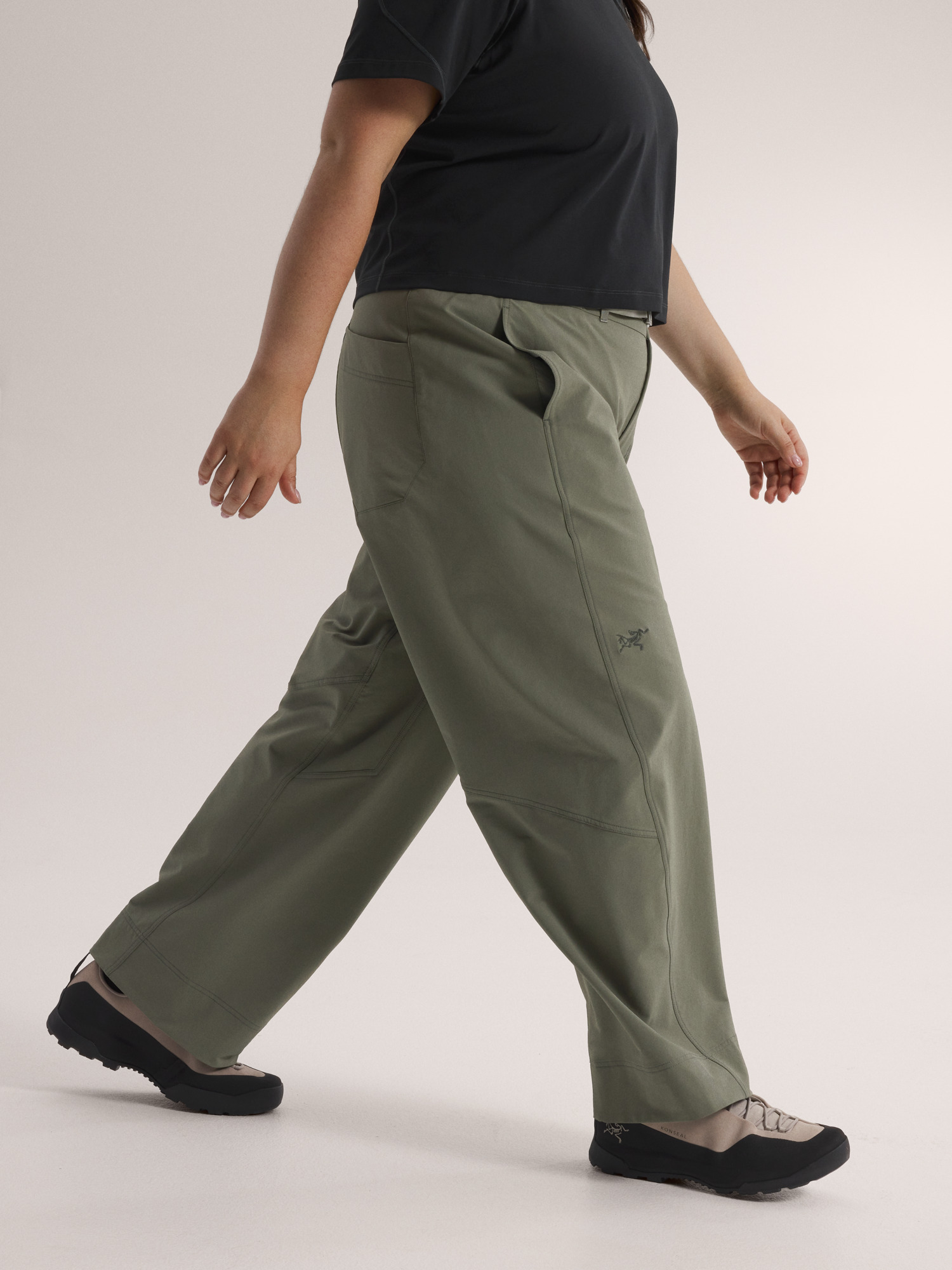 Nia Pant Women's Forage Side View