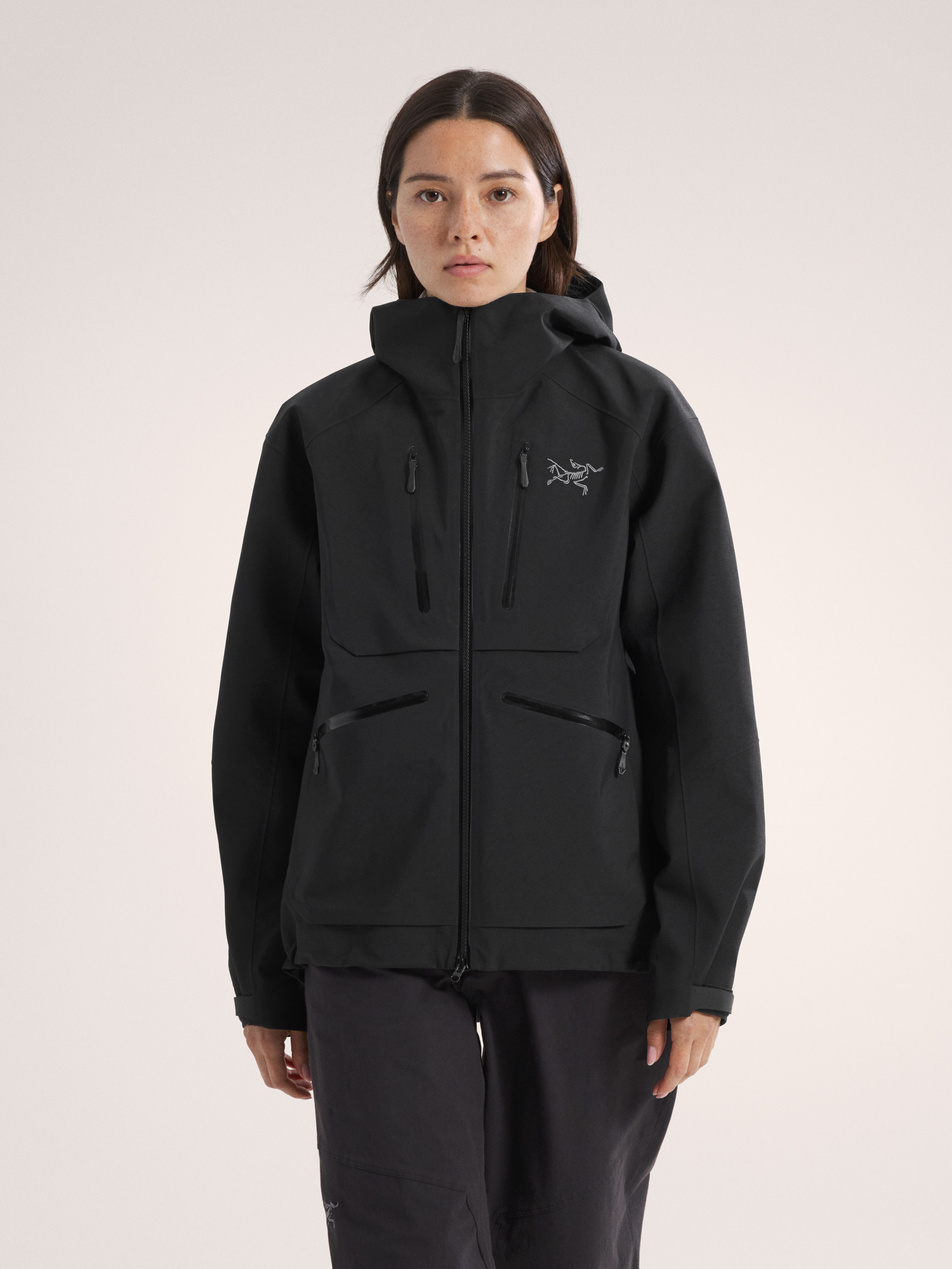 Emaris Relaxed Jacket Women's Black Front View