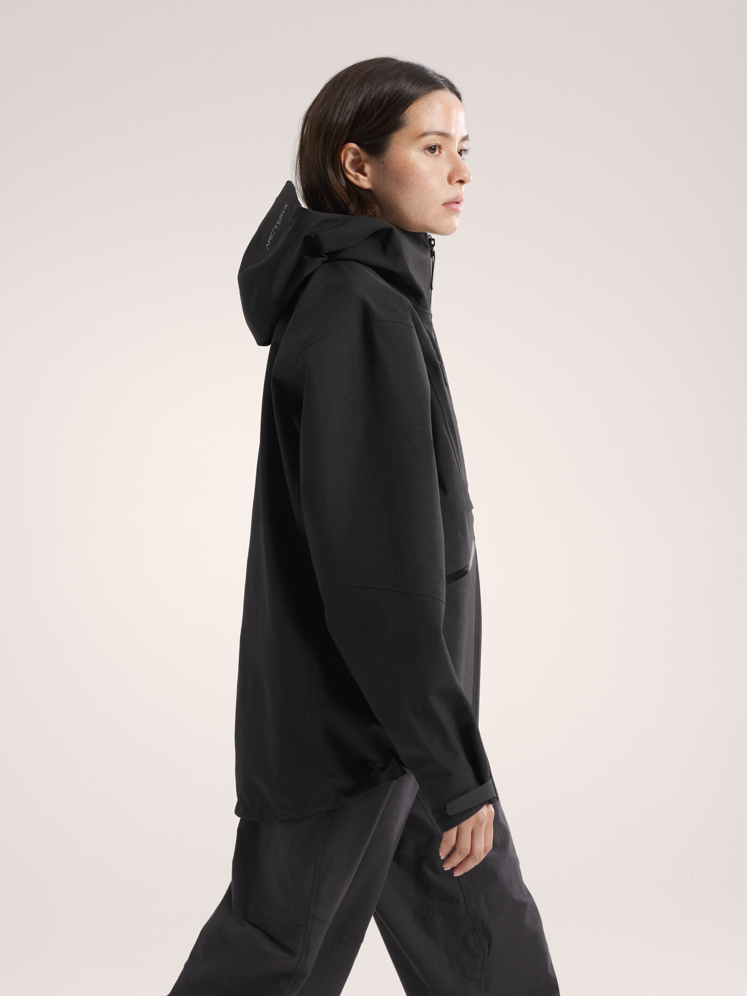 Emaris Relaxed Jacket Women's Black Side View