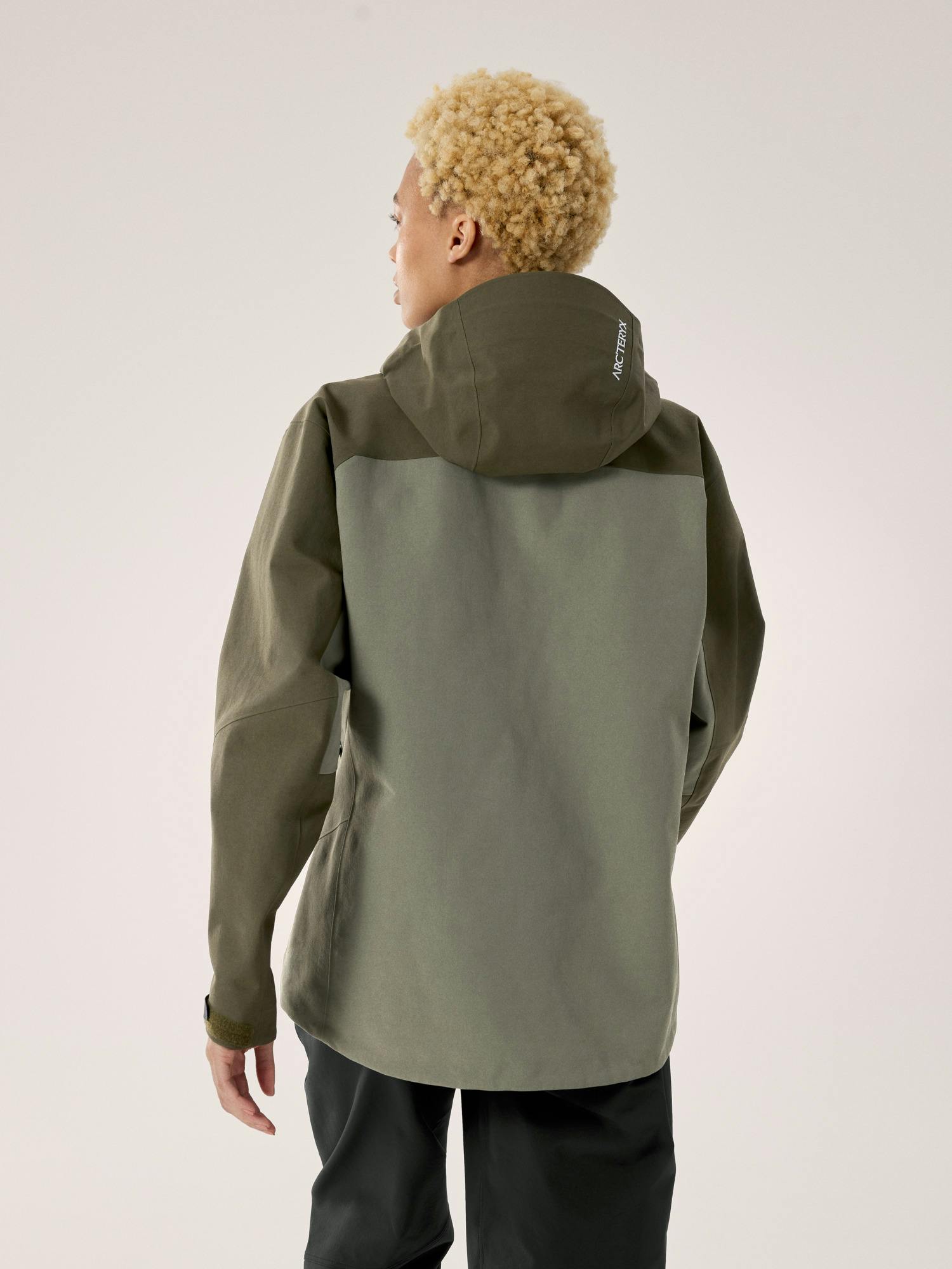 Emaris Relaxed Jacket Women's Tatsu / Forage Back View