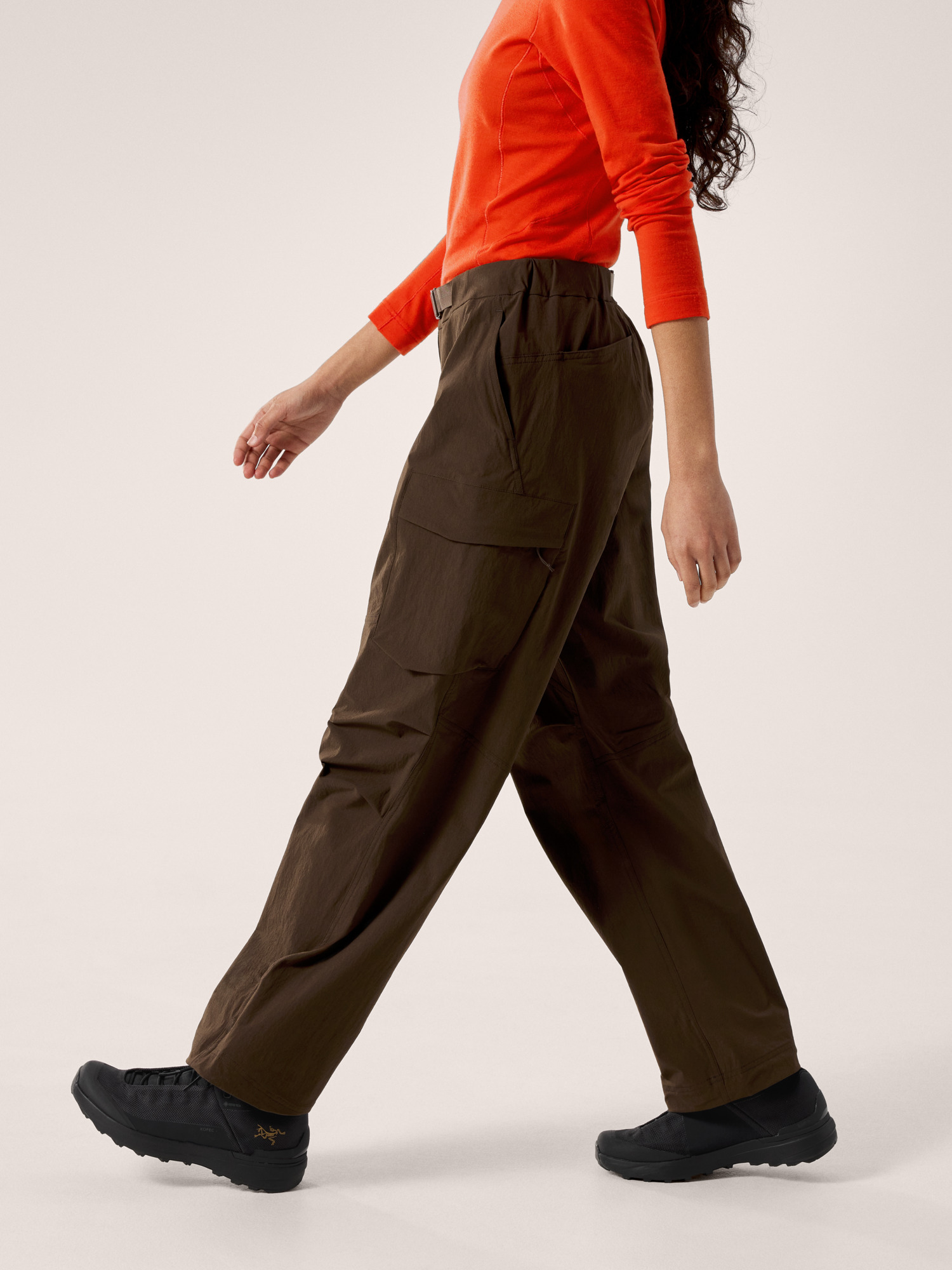 Leutia Pant Women's Carob Side View